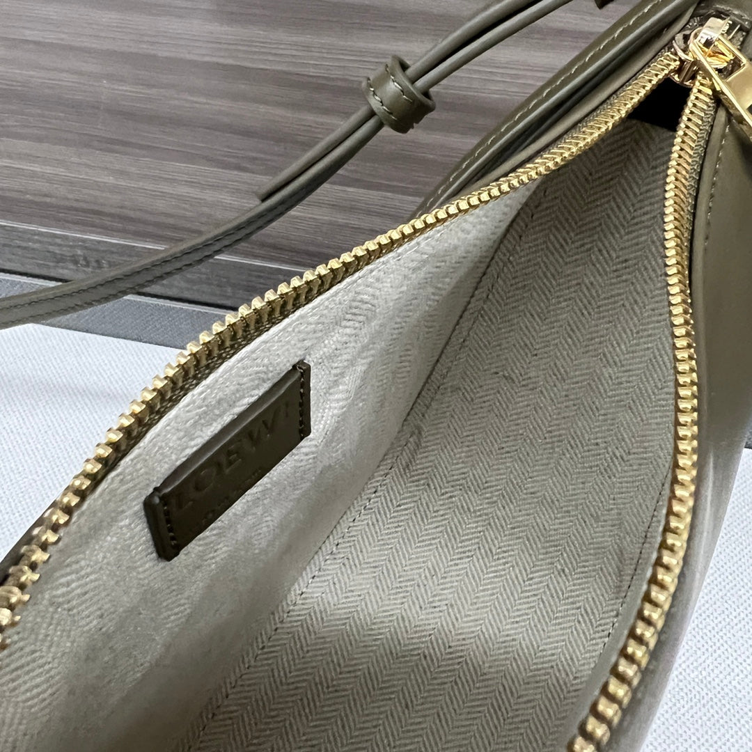 LOE LUNA HOBO 28 BAG IN DARK OLIVE GREEN CALFSKIN mysite