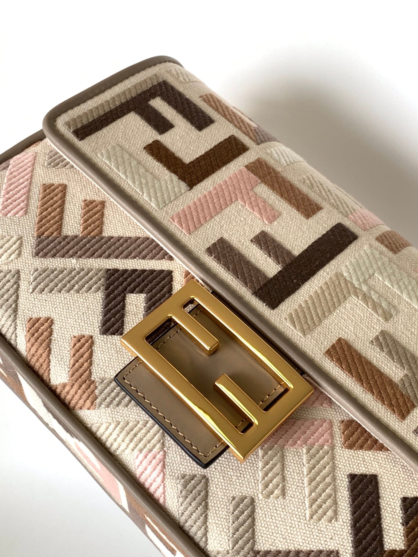 Fend Baguette White Brown and Multicolour Canvas Bag 27 with FF Embroidery Ghw mysite