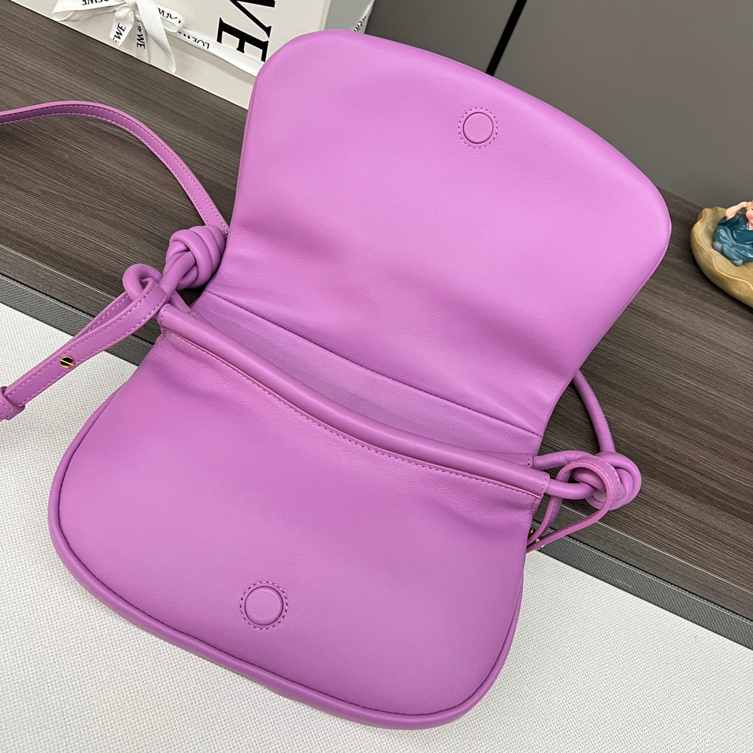Loew Paseo Shoulder Bag 25cm Light Magenta Cowhide mysite