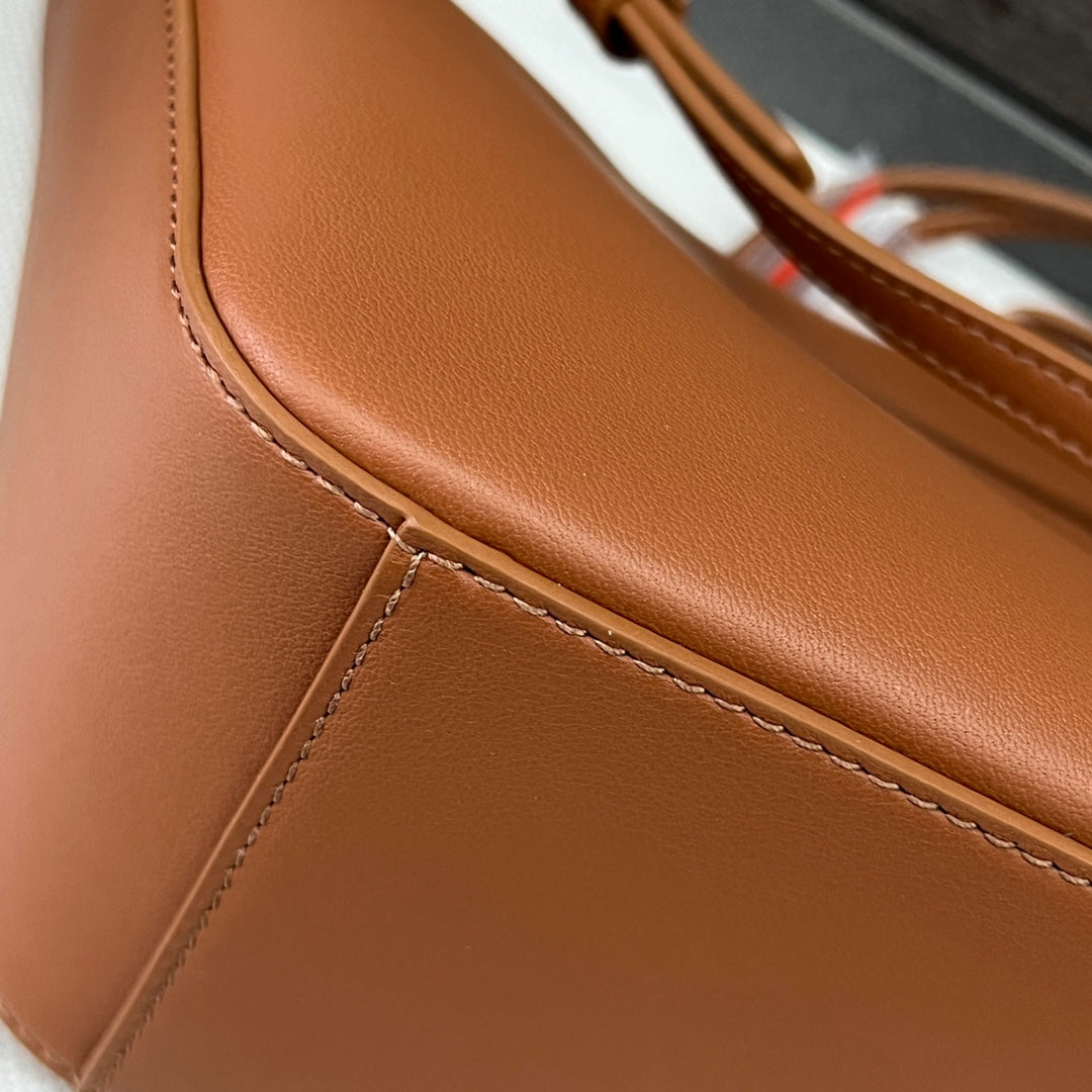 LOE LUNA HOBO 28 BAG IN WARM DESERT CALFSKIN mysite