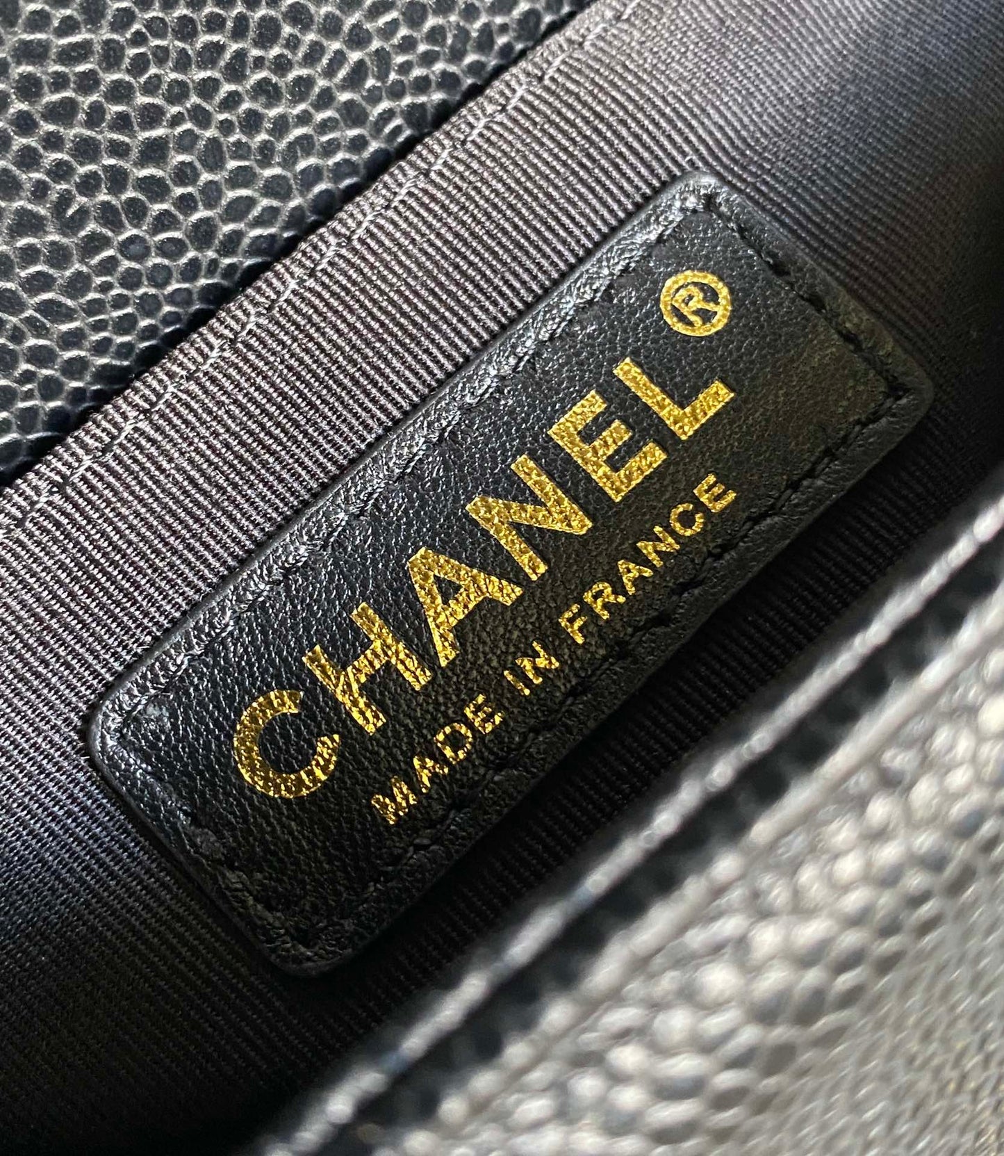SMALL BOY BAG 20 IN BLACK LAMBSKIN GOLD HARDWARE mysite