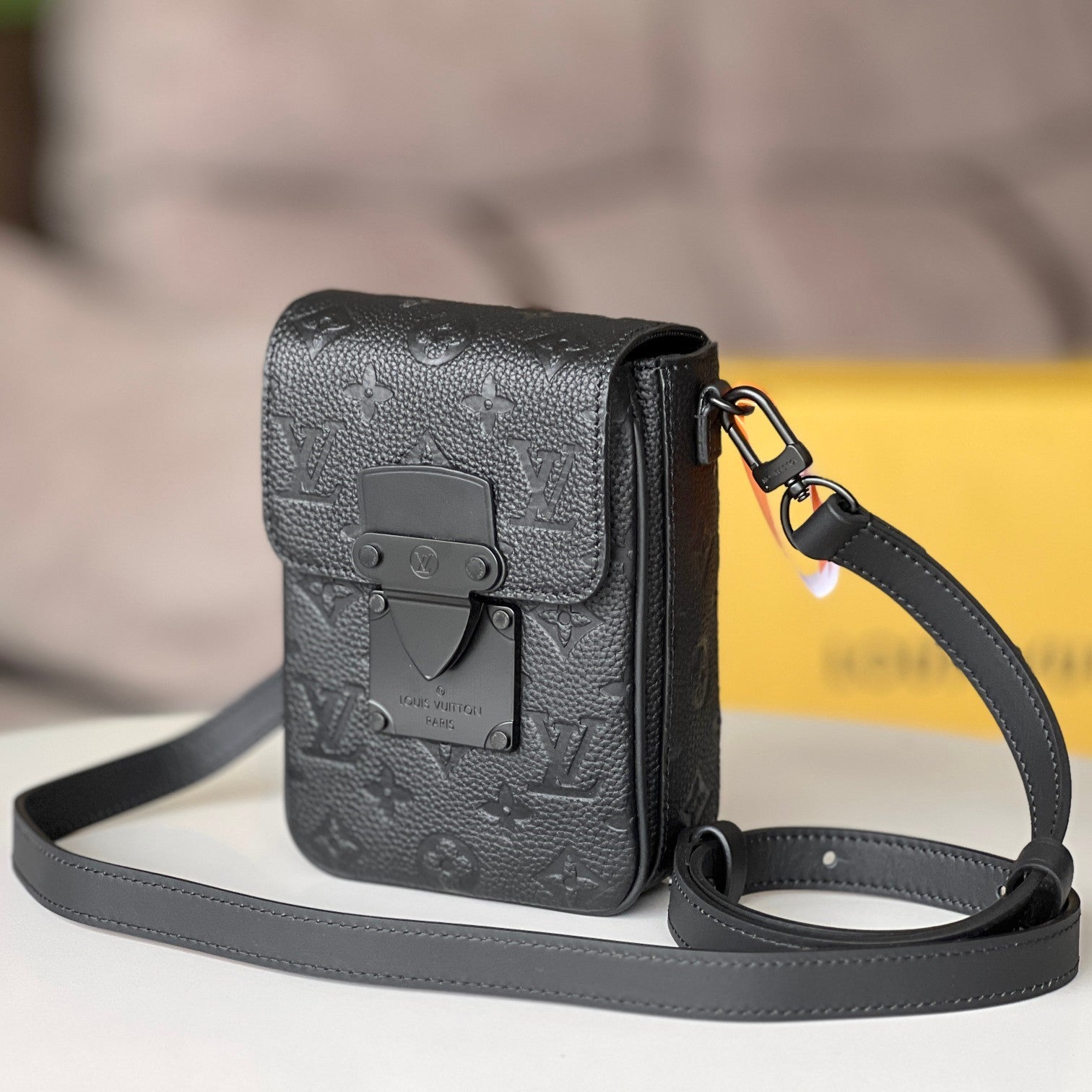 Lv S-Lock Vertical Wearable Wallet Black Taurillon Monogram Leather mysite