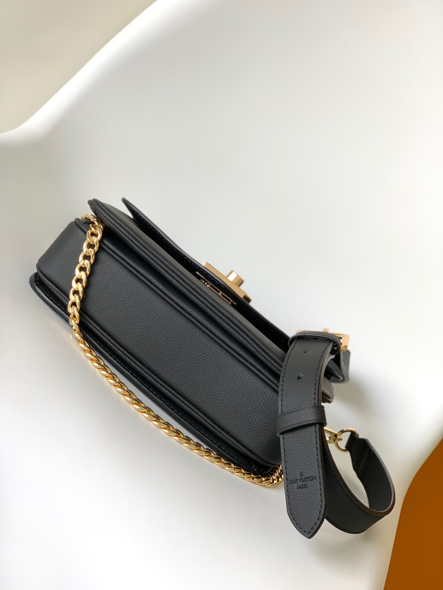 LV Oxford Handbag 22cm Black Grain Cowhide GHW mysite