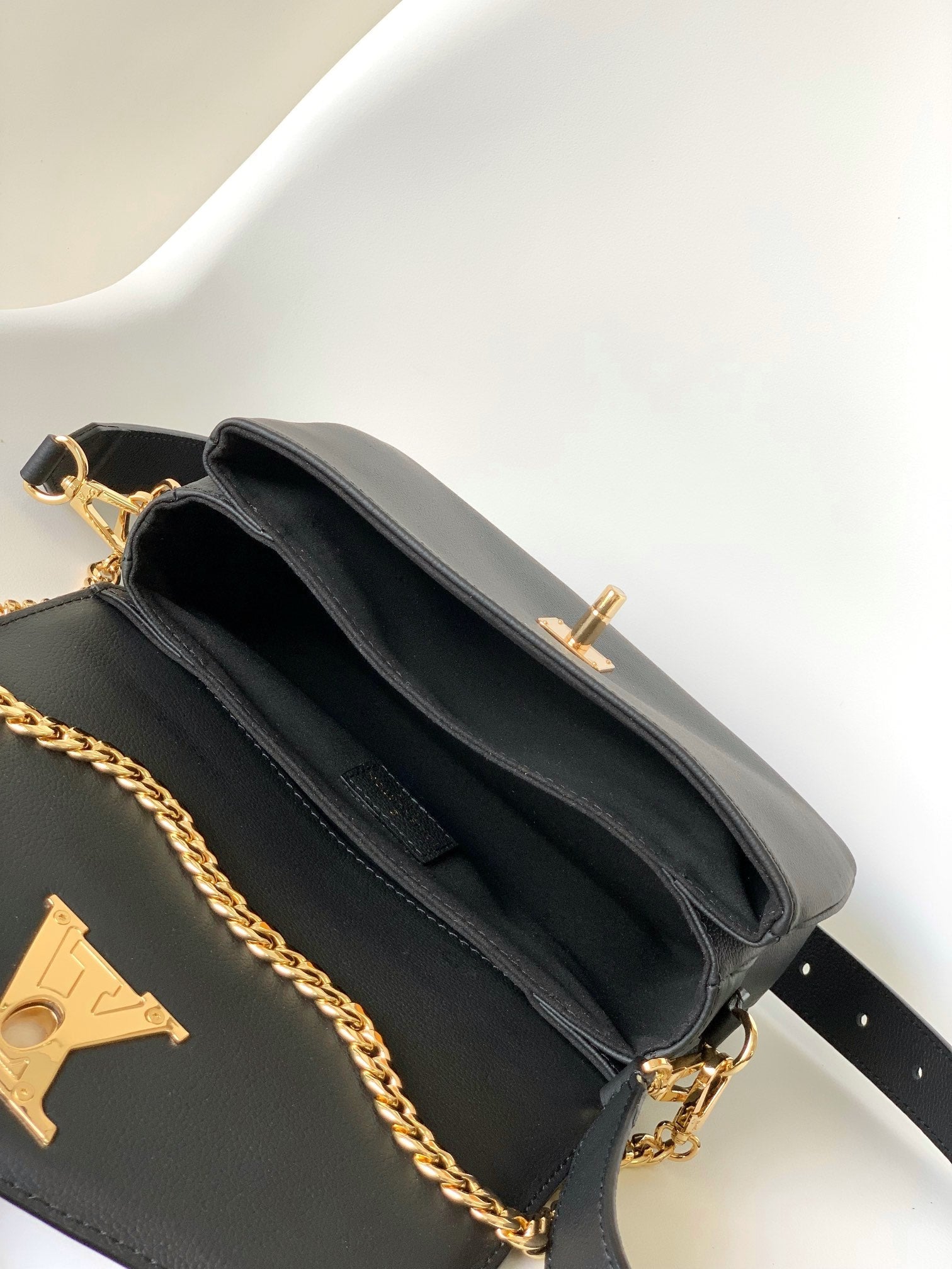 LV Oxford Handbag 22cm Black Grain Cowhide GHW mysite