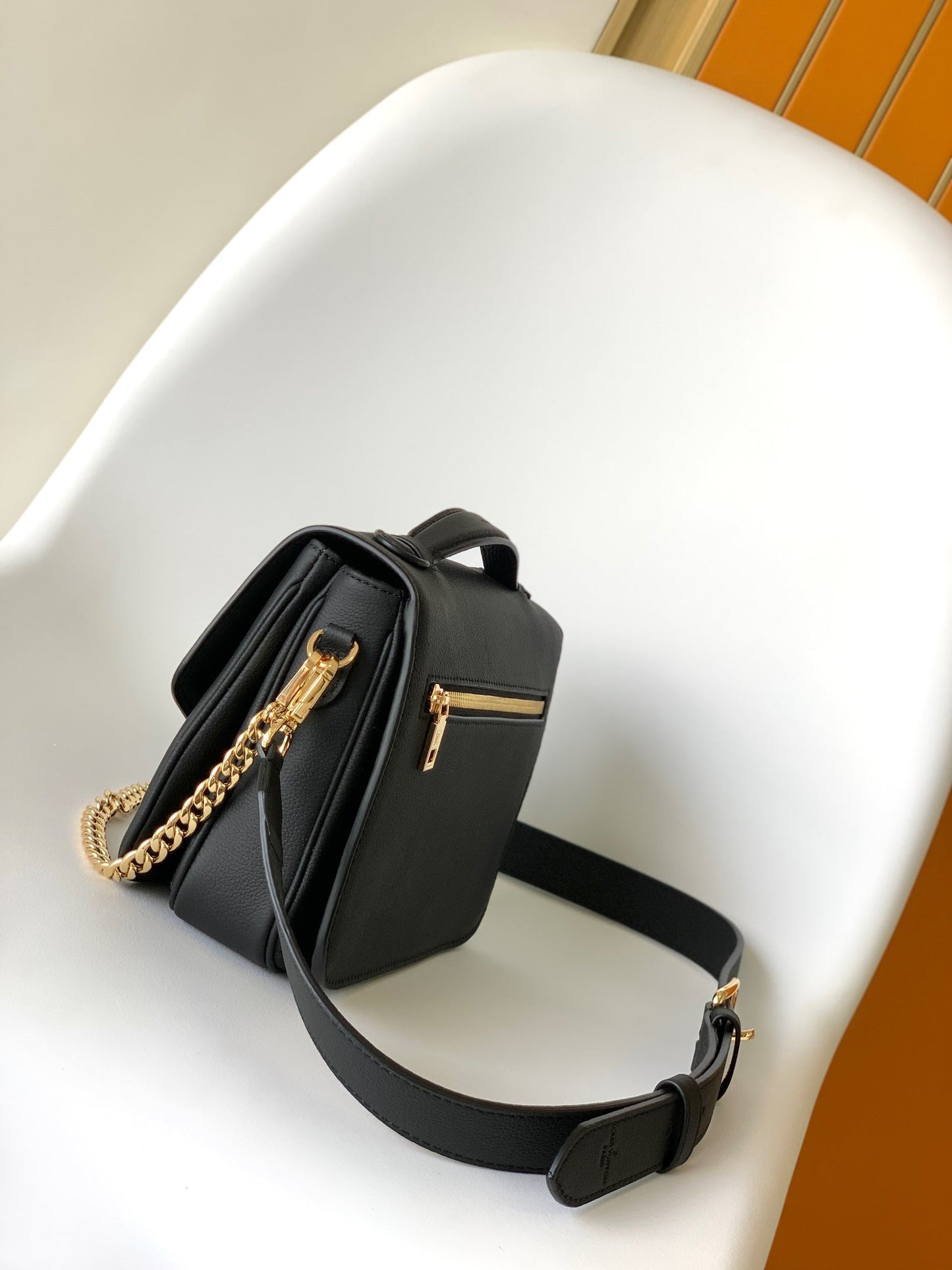 LV Oxford Handbag 22cm Black Grain Cowhide GHW mysite