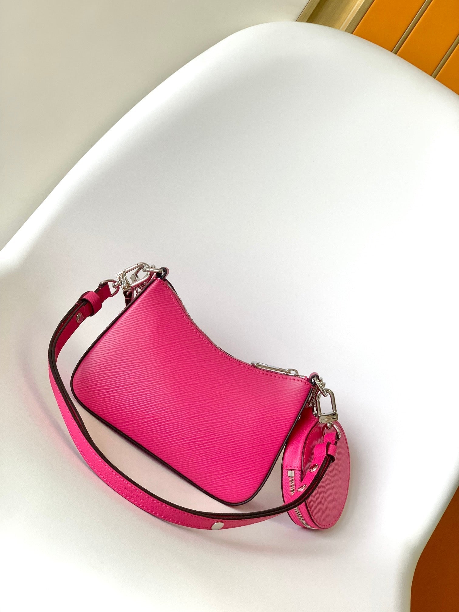 LV Marellini 19cm Pink Epi Grain Cowhide Metal HW mysite