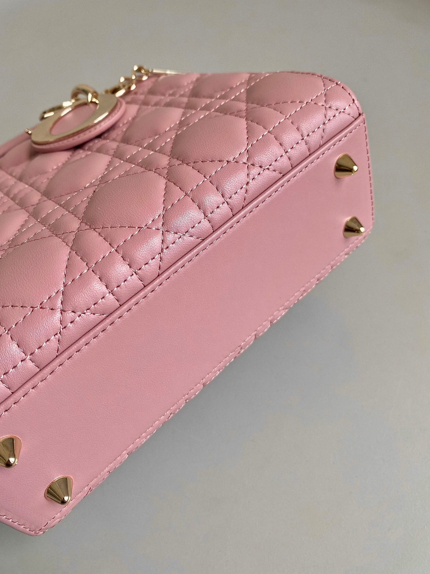 SMALL LADY 20 POWDER PINK LAMBSKIN mysite