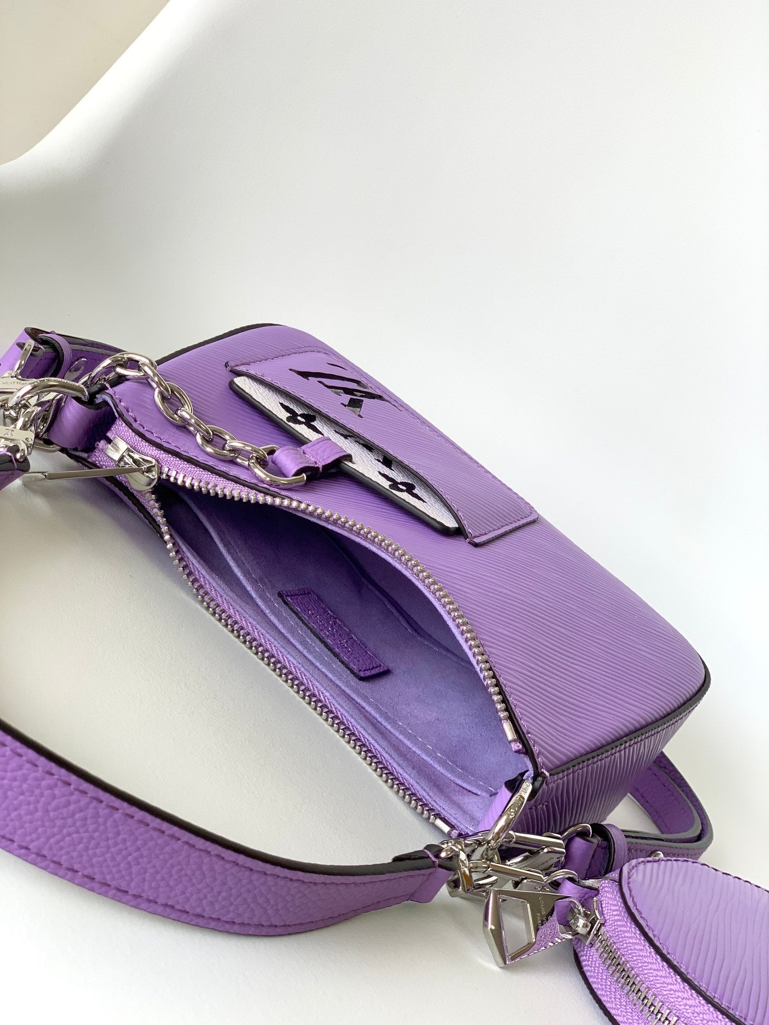 LV Marellini 19cm Purple Epi Grain Cowhide Metal HW mysite