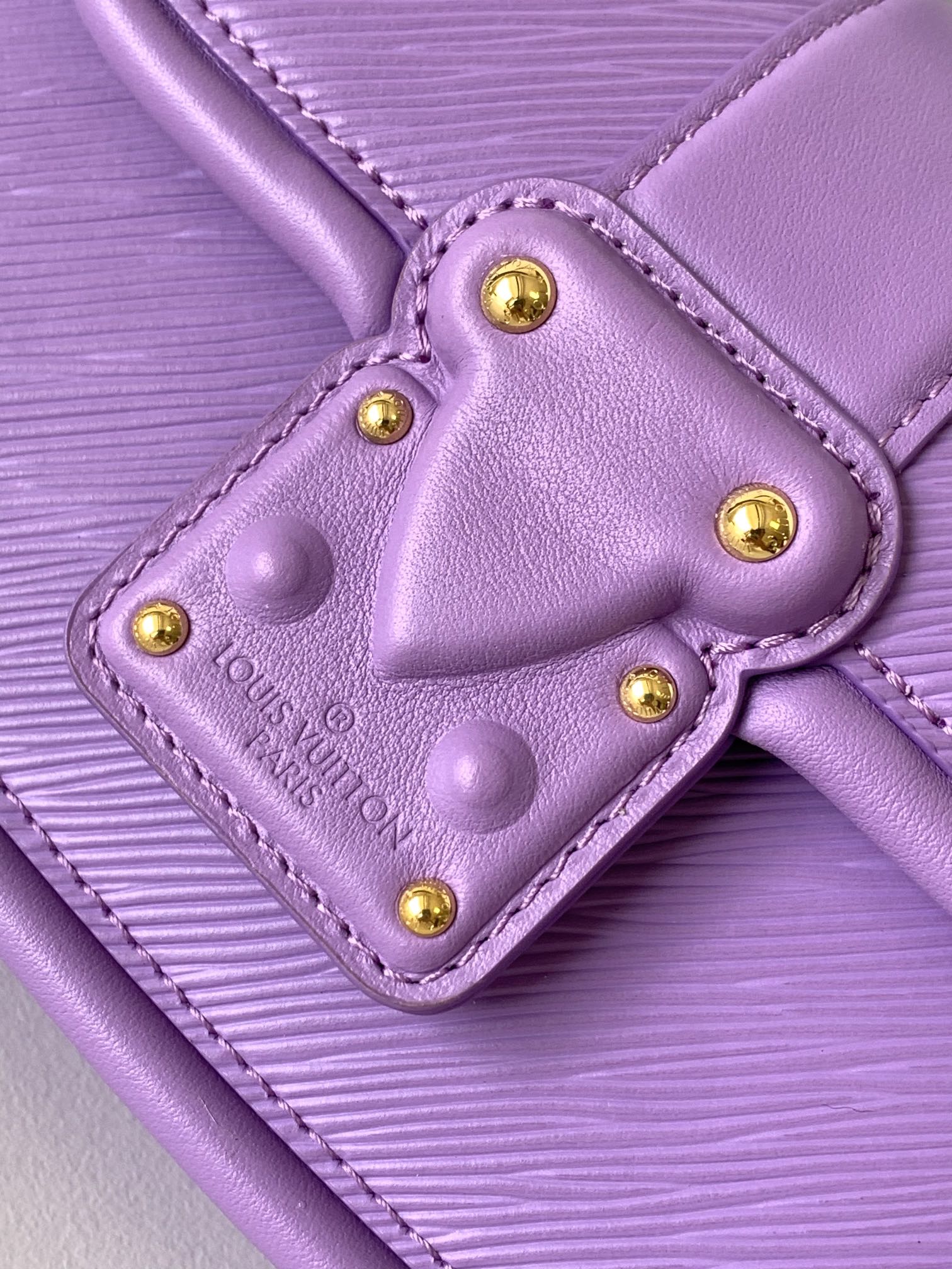 LV Hide & Seek Handbag 21cm Purple Epi Grain Cowhide GHW mysite