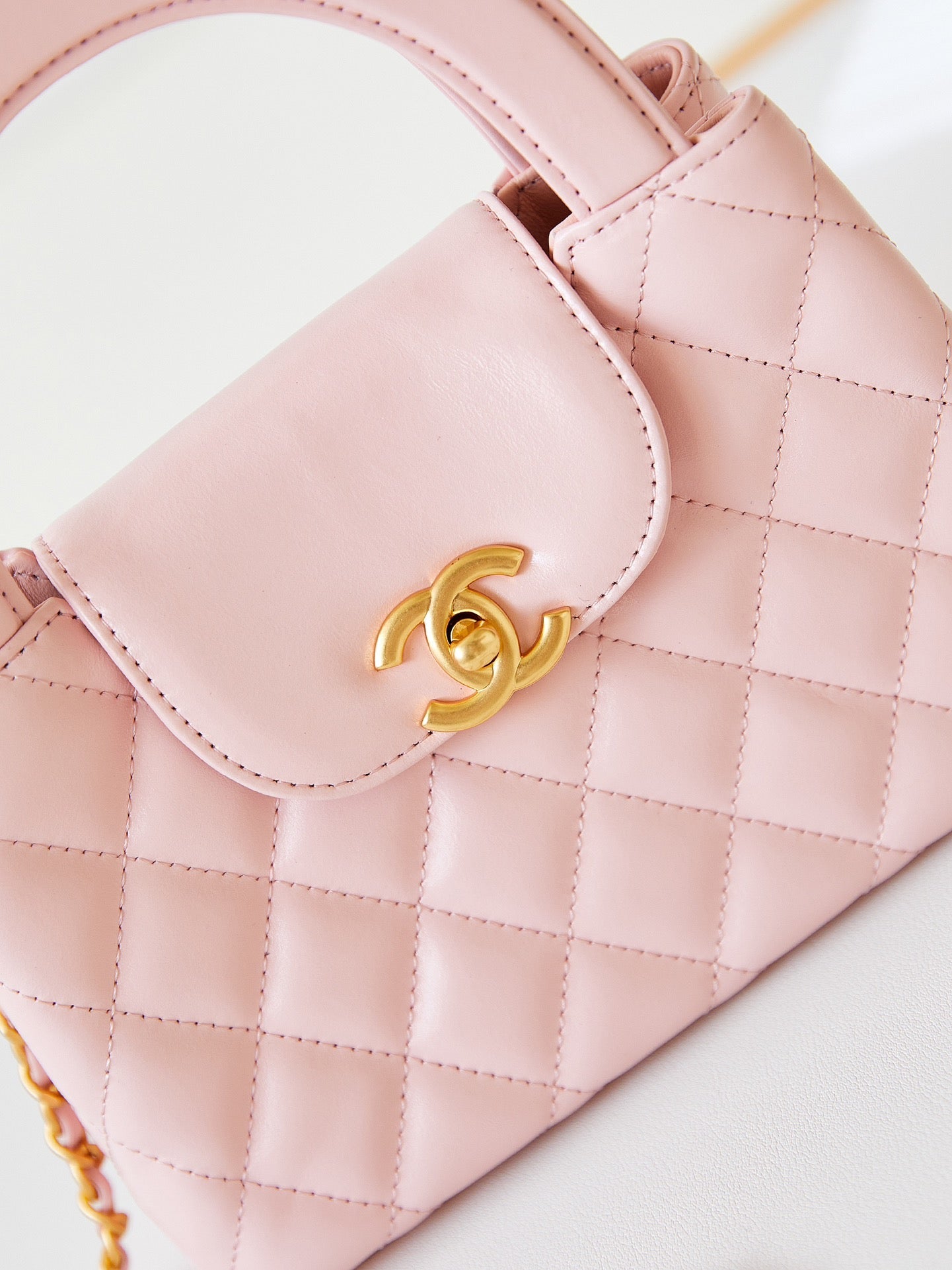 cc 24a nano 19cm kelly shopper bag light pink lambskin mysite