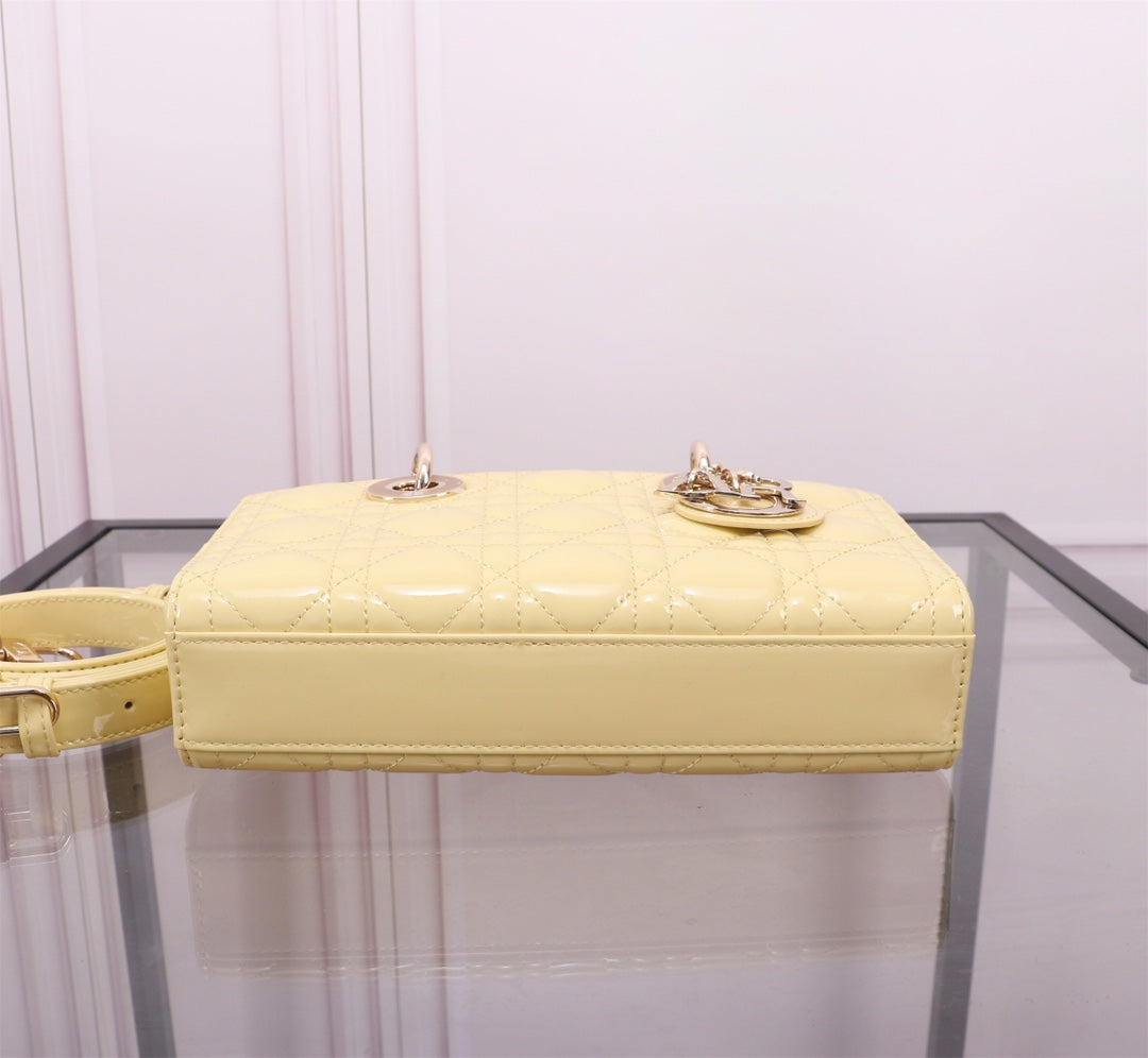 SMALL LADY D-JOY 22 YELLOW LAMBSKIN mysite