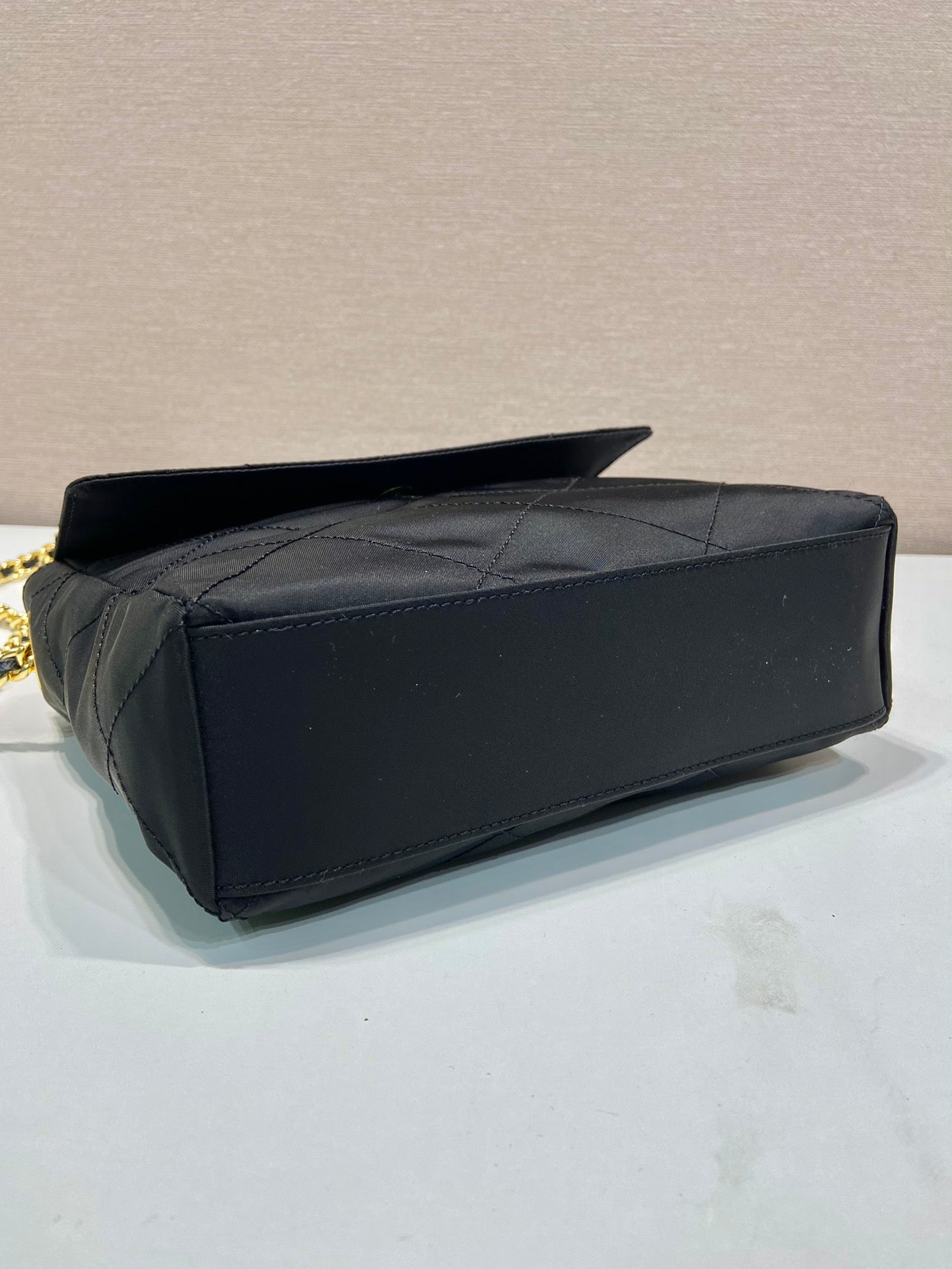 LARGE QUILTED FLAP BAG 23 IN BLACK RE-NYLON FABRIC GOLD CHAIN mysite