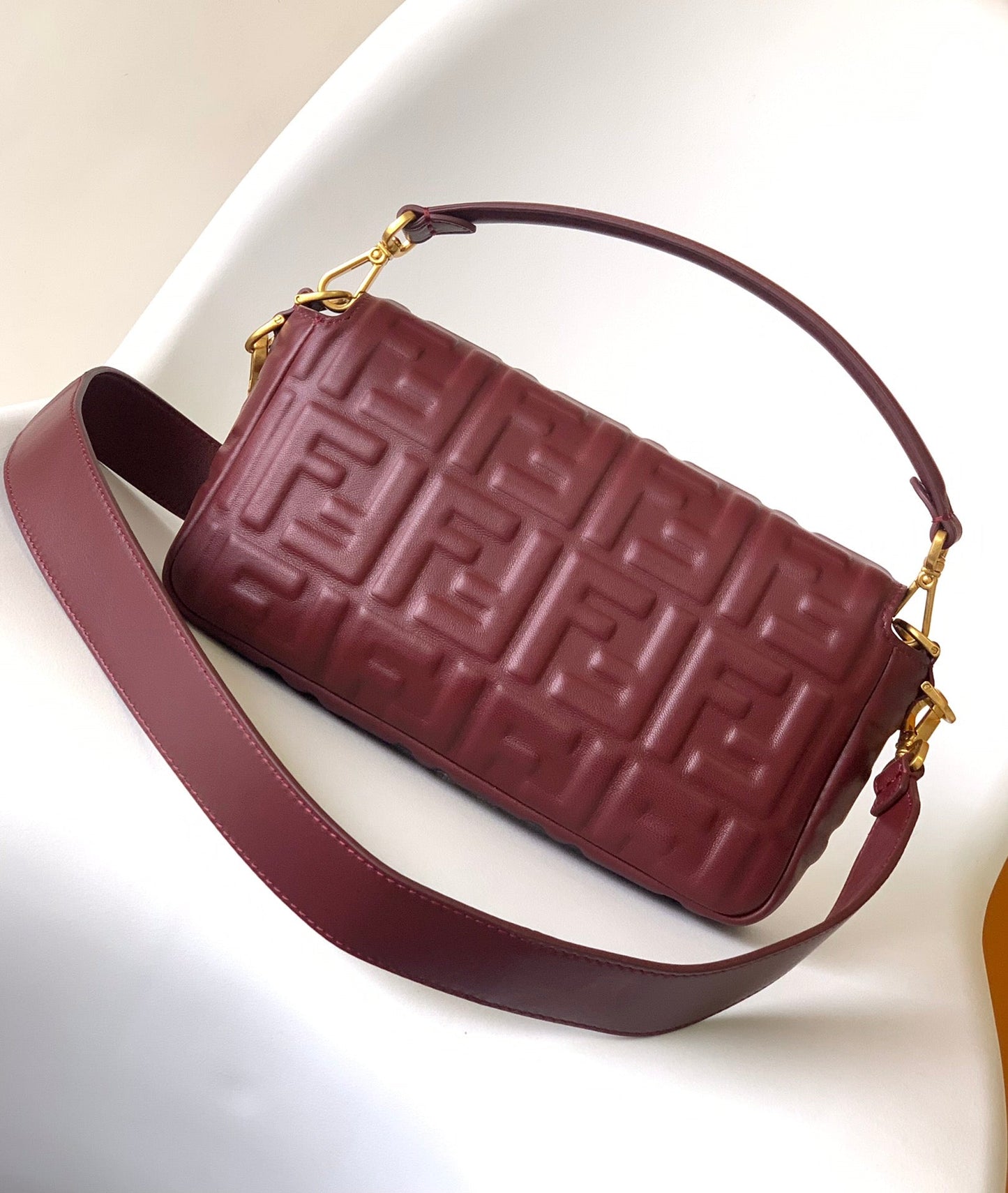 Fend Baguette 27 Bag With FF Motif Burgundy Leather Ghw mysite
