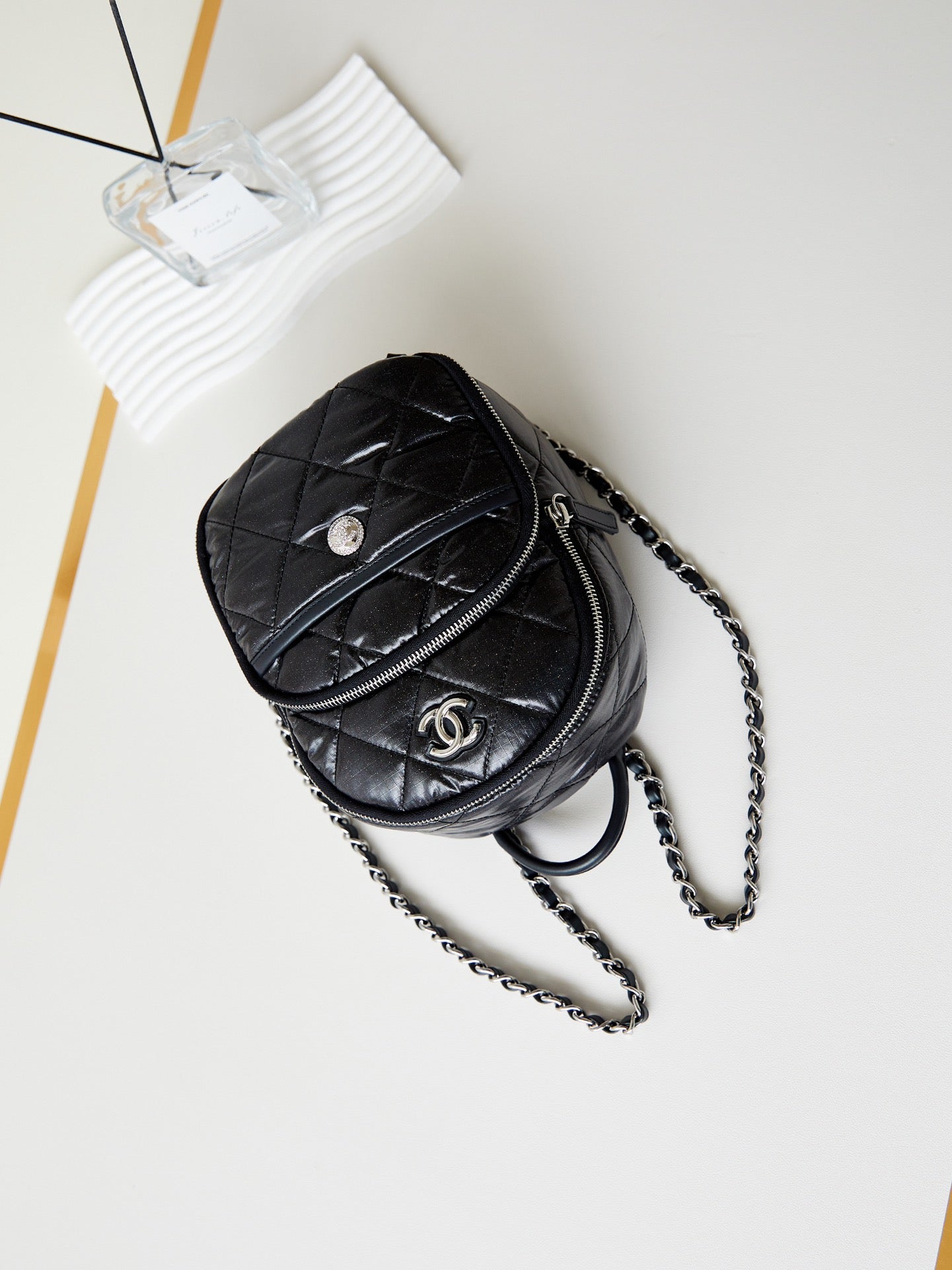 BACKPACK 22 IN BLACK FABRIC SILVER HARDWARE mysite