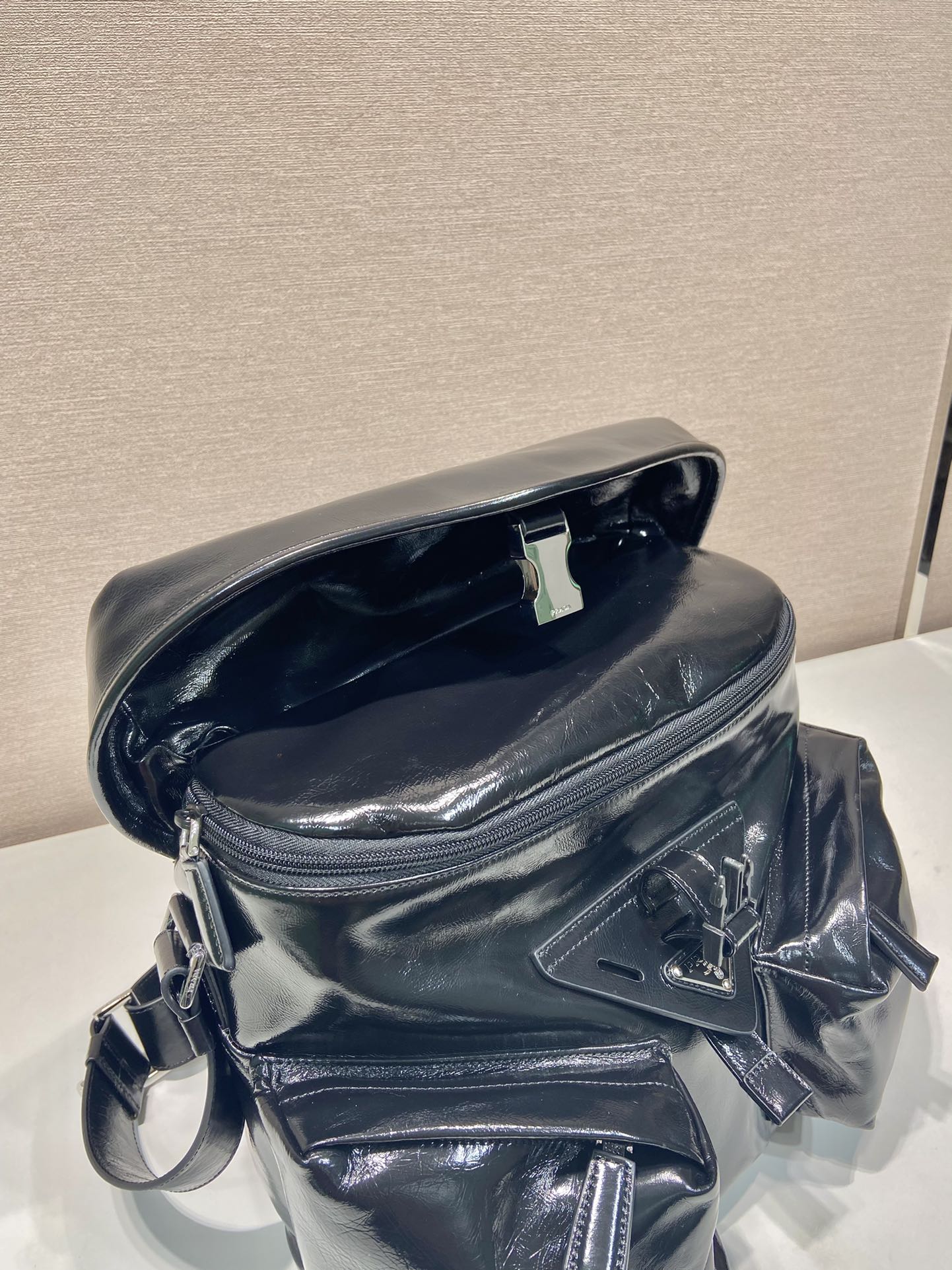 CROSSBODY BAG 29 IN BLACK OIL WAX LAMBSKIN mysite