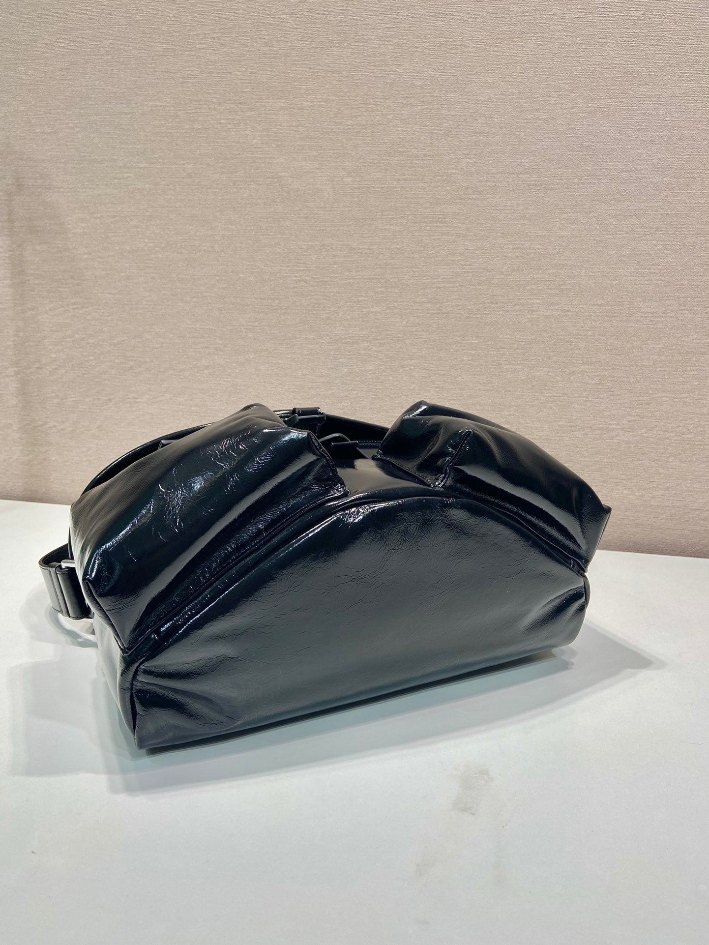 CROSSBODY BAG 29 IN BLACK OIL WAX LAMBSKIN mysite