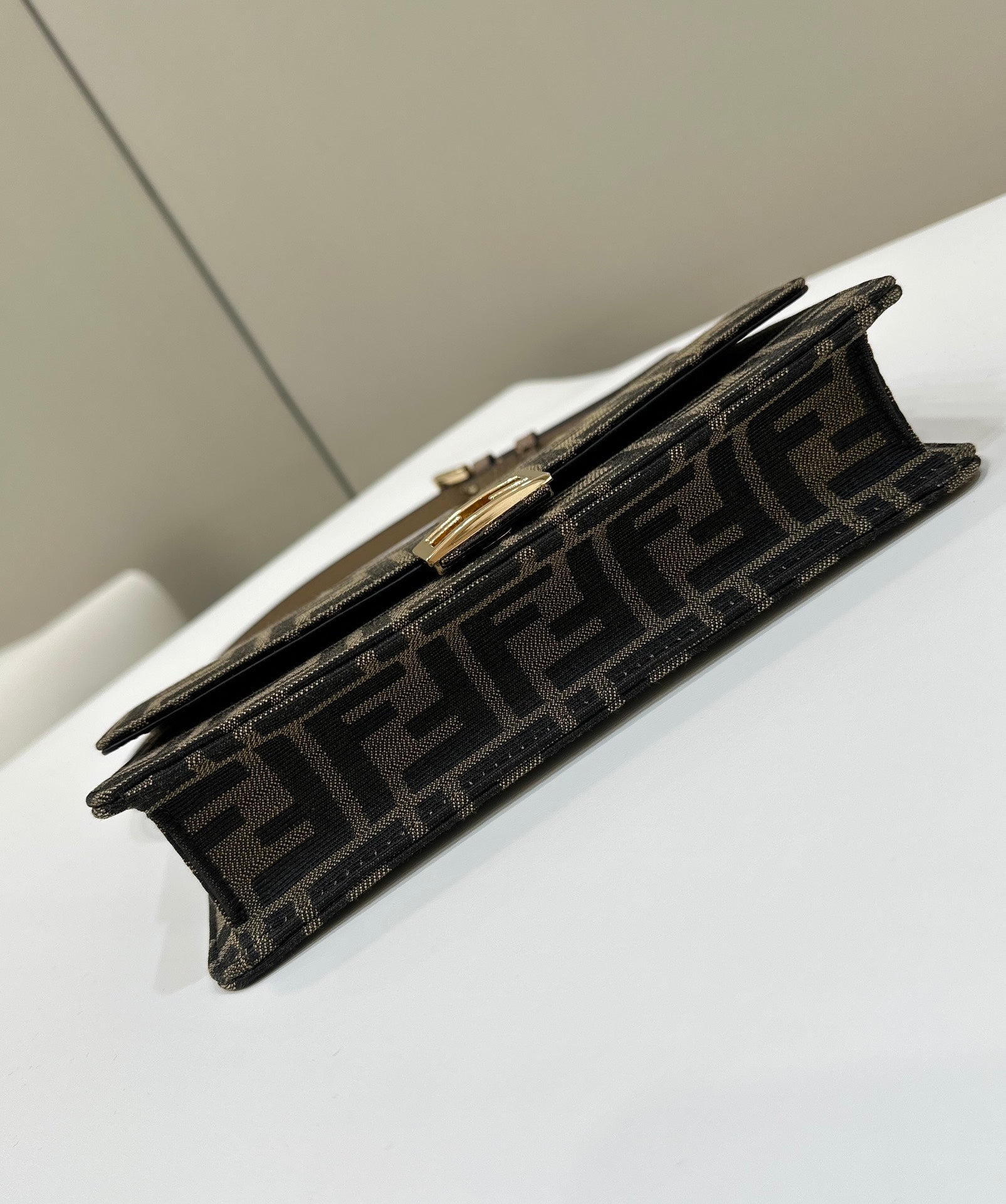 BAGUETTE CHAIN MIDI 21 IN BROWN MIX BLACK MONOGRAM JACQUARD FABRIC BAG mysite
