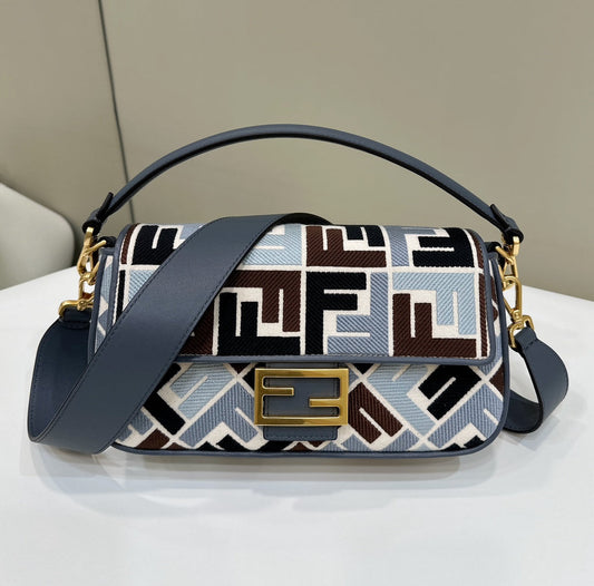 BAGUETTE CANVAS 27 BAG BLACK STRAP WITH MULTICOLOUR EMBROIDERY GOLD HARDWARE mysite
