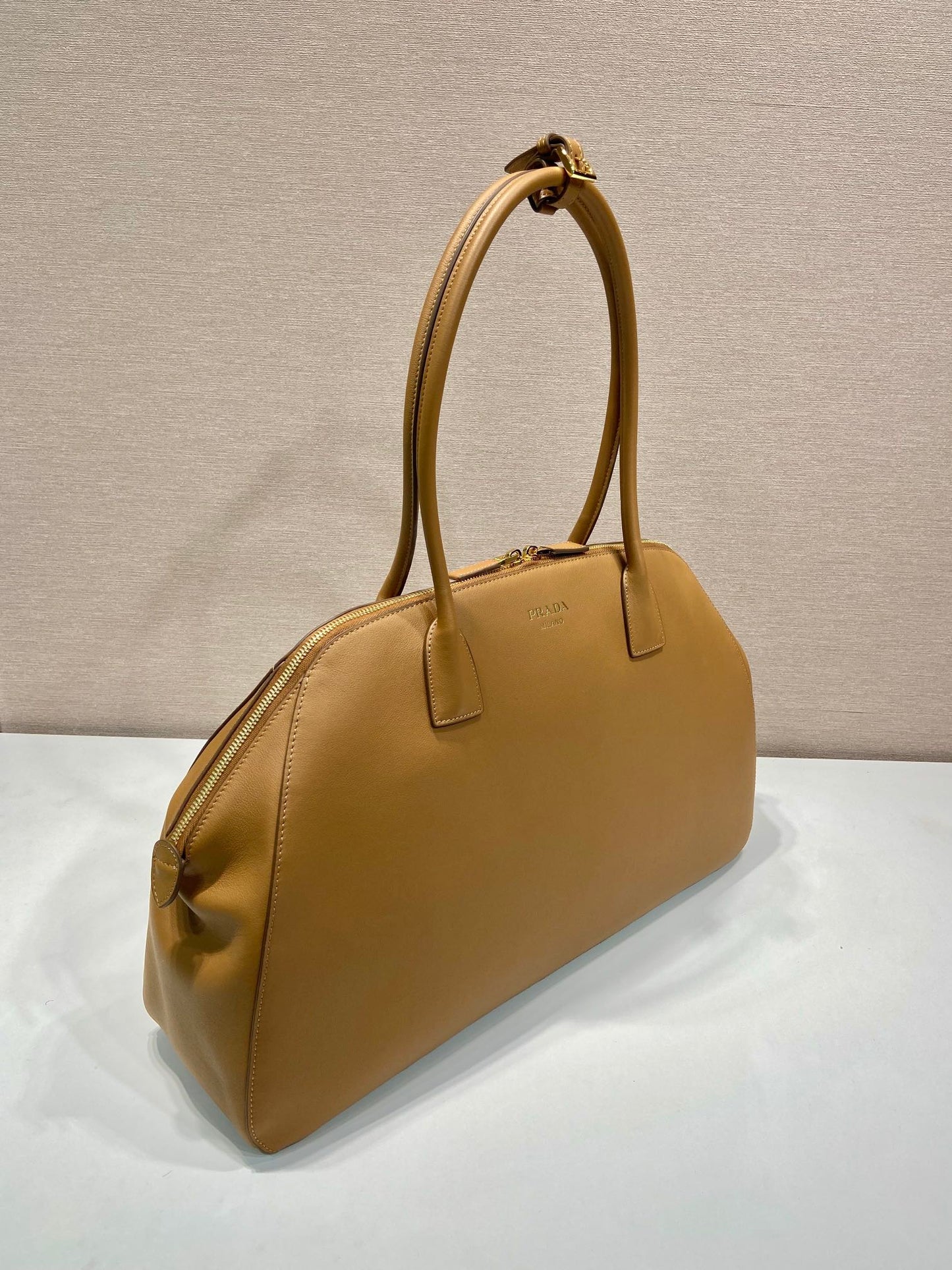 LARGER TOTE BAG 48 WITH ZIPPER CLOSURE IN CIDER BROWN SMOOTH CALFSKIN mysite
