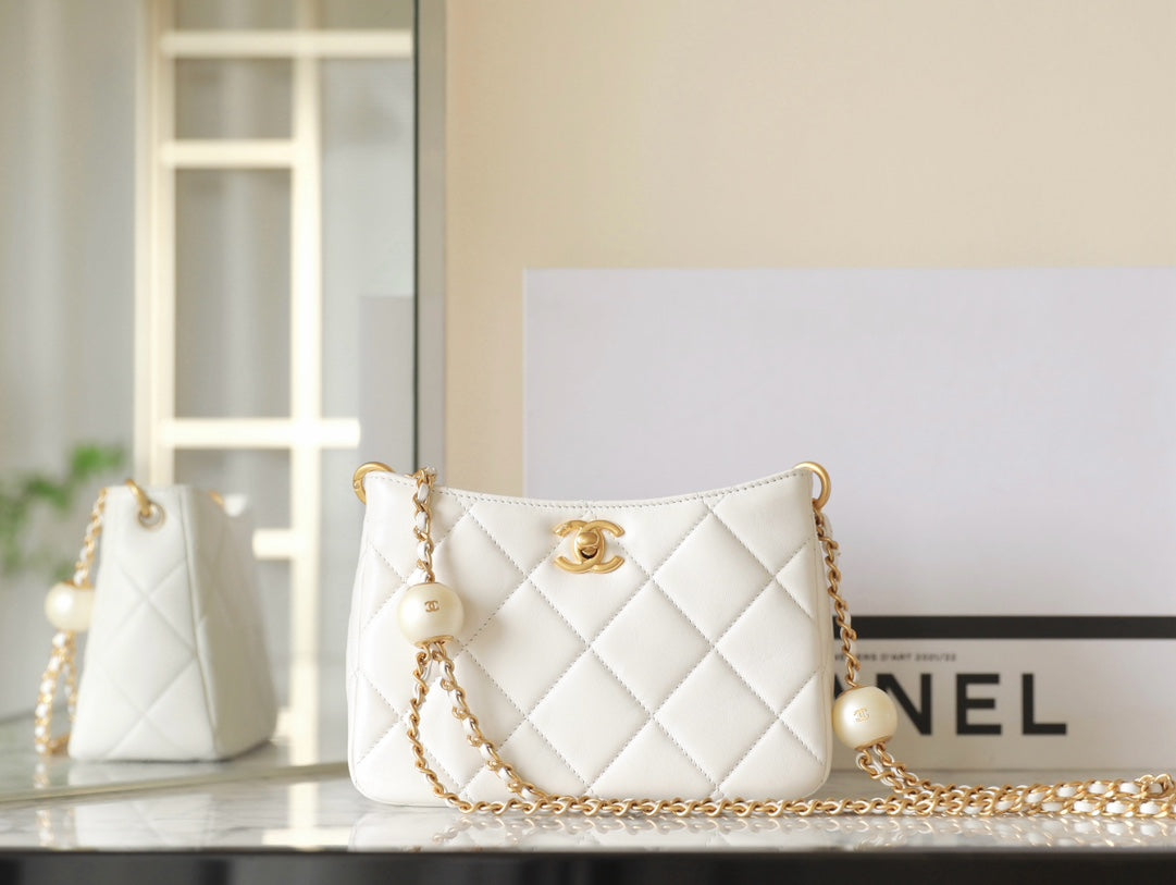 cc 24s hobo bag 19cm white lambskin pearl ball mysite