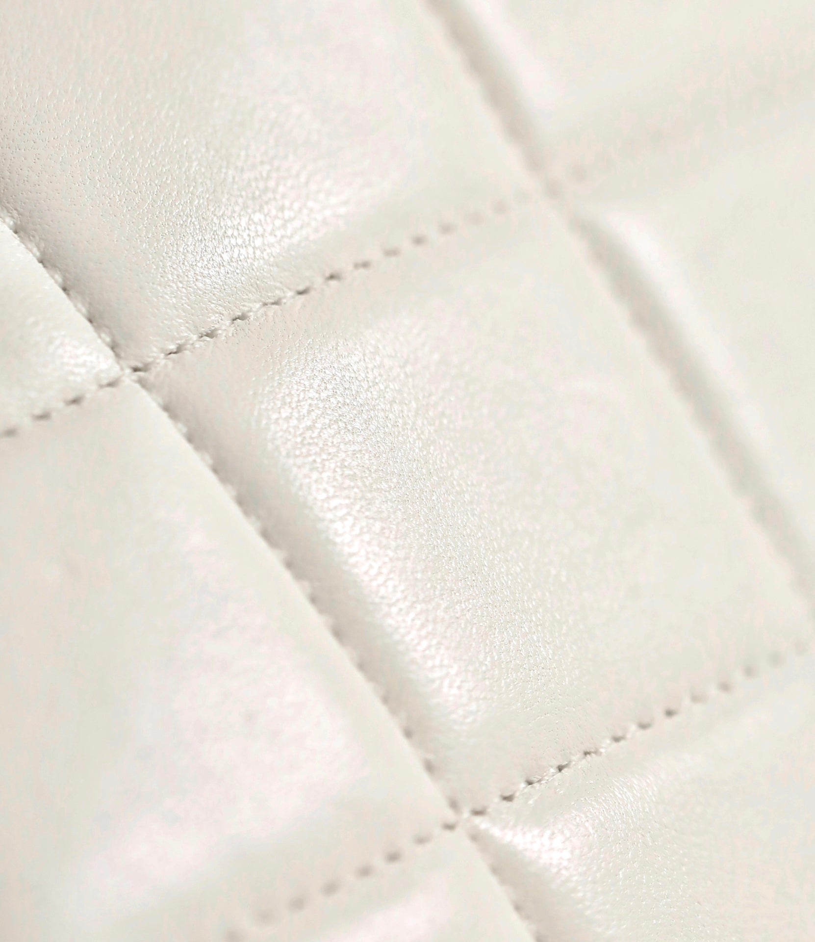 cc 24s mini flap bag 17cm white lambskin pearl ball mysite