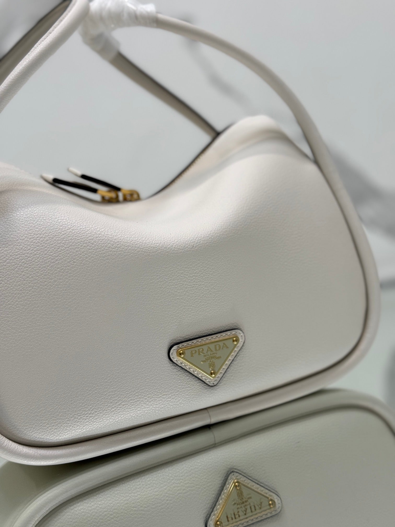 DARLING HANDBAG 25 IN WHITE SOFT GRAIN LAMBSKIN mysite