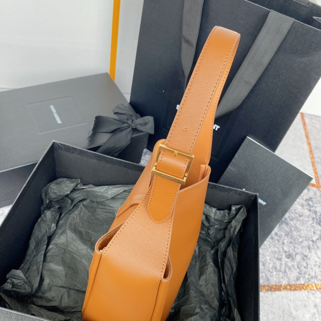 le 5a7 small 23cm brown calfskin mysite