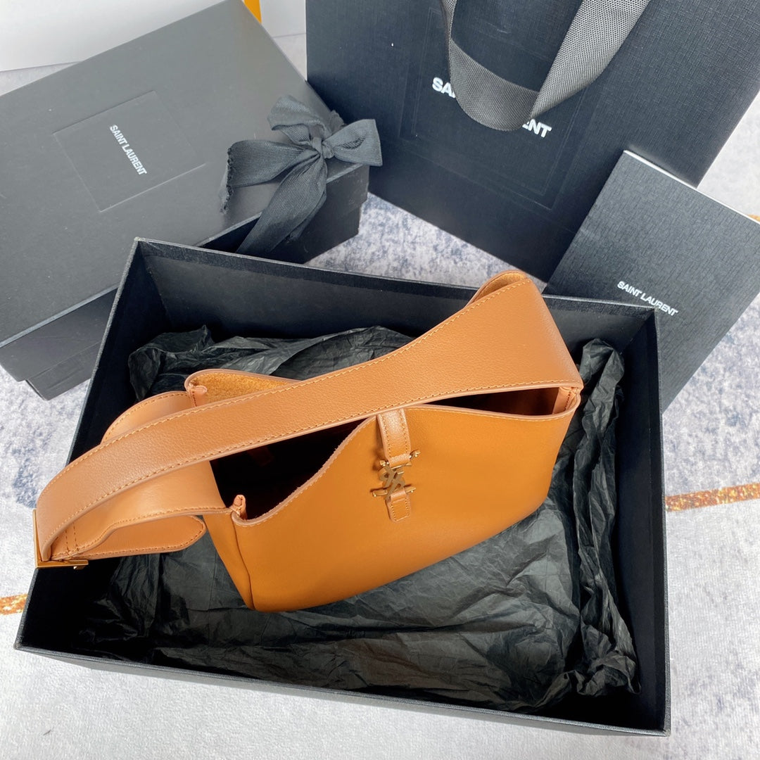 le 5a7 small 23cm brown calfskin mysite