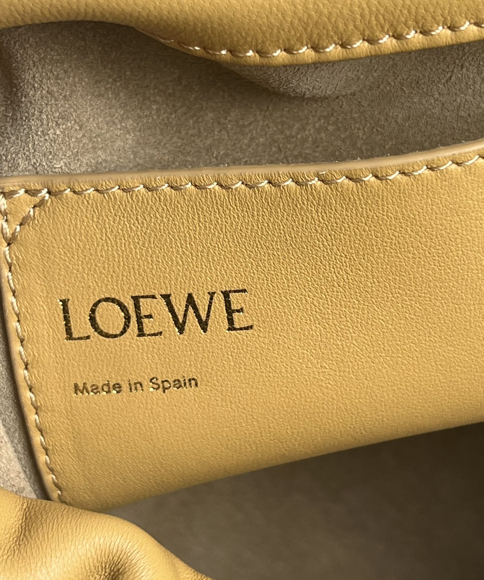 LOE 32 FLAMENCO PURSE BUCKET IN SAHARA MELLOW NAPPA LAMBSKIN mysite