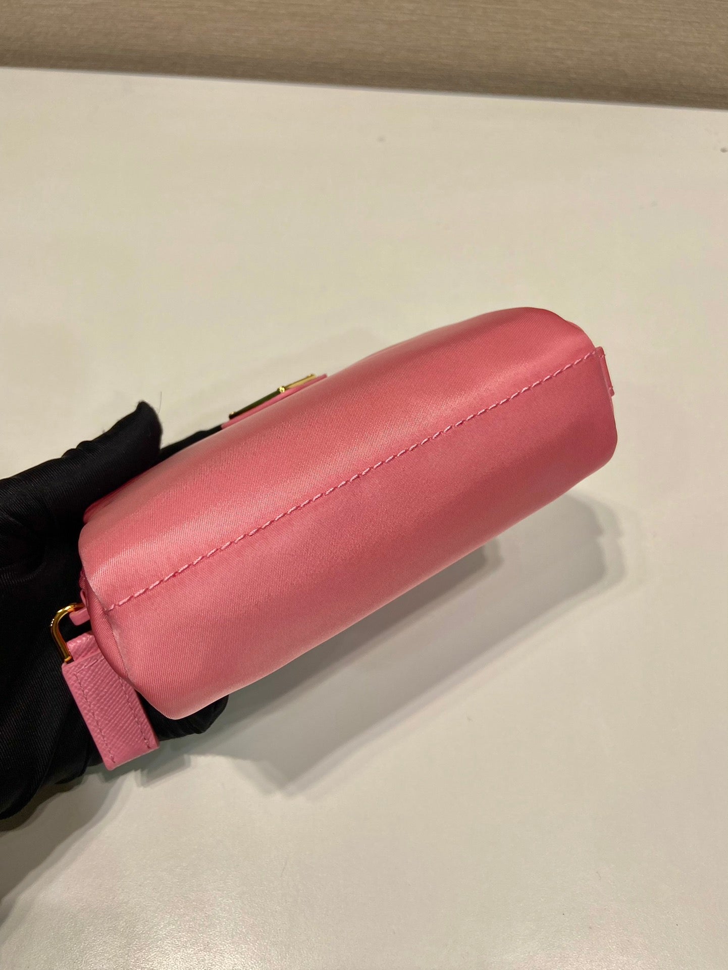 CLUTCH 12 IN CANDY PINK RE-NYLON mysite