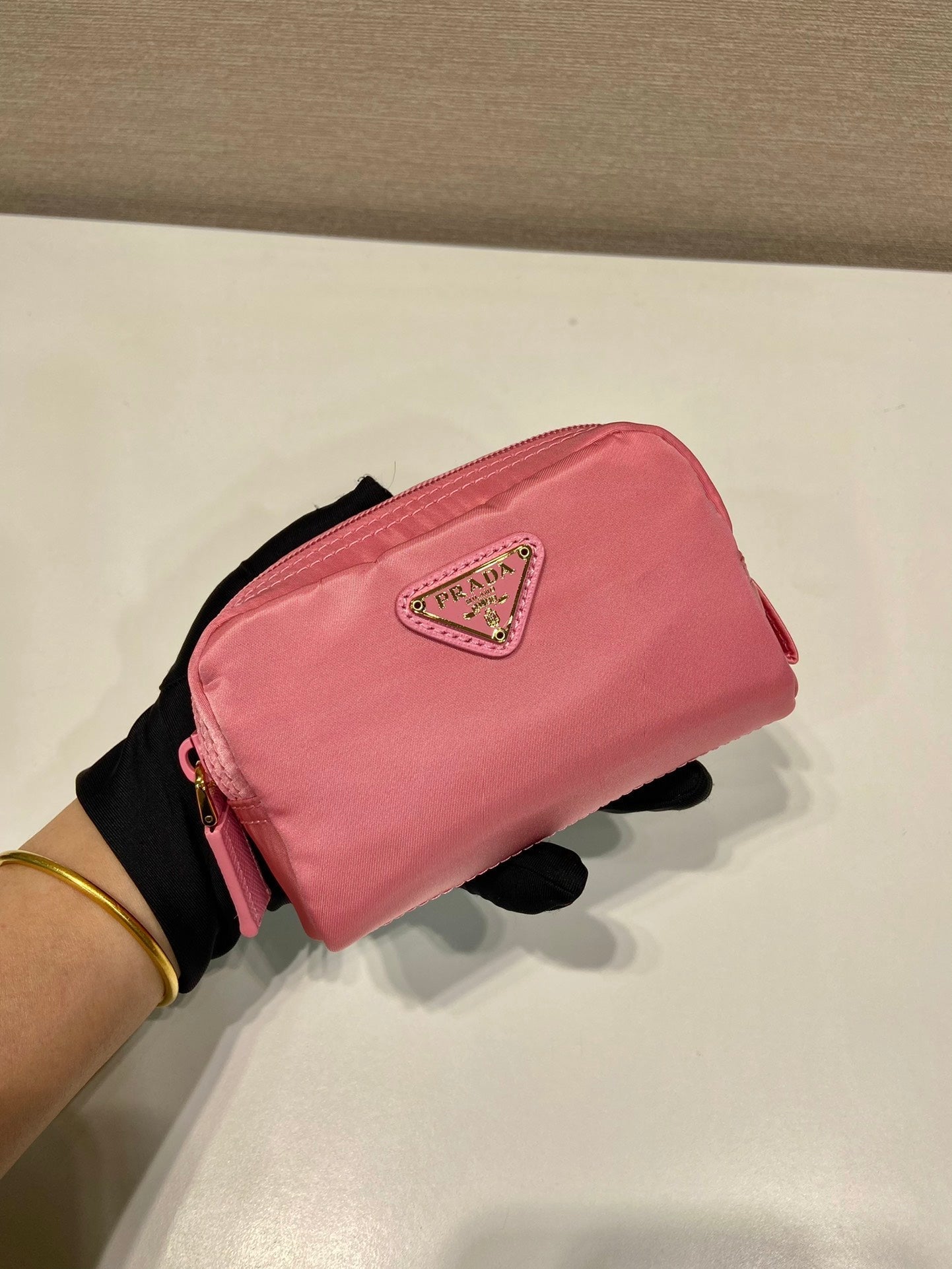 CLUTCH 12 IN CANDY PINK RE-NYLON mysite
