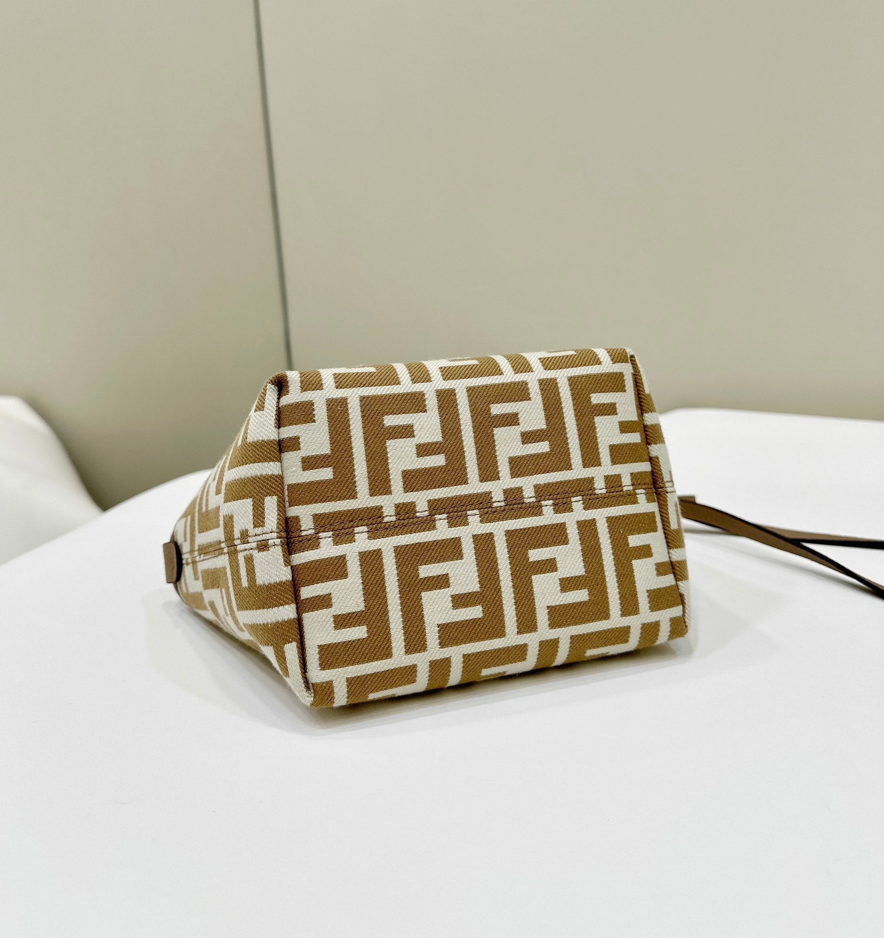 MINI ROLL BAG 15 PEANUT BROWN MIX WHITE FF JACQUARD FABRIC mysite
