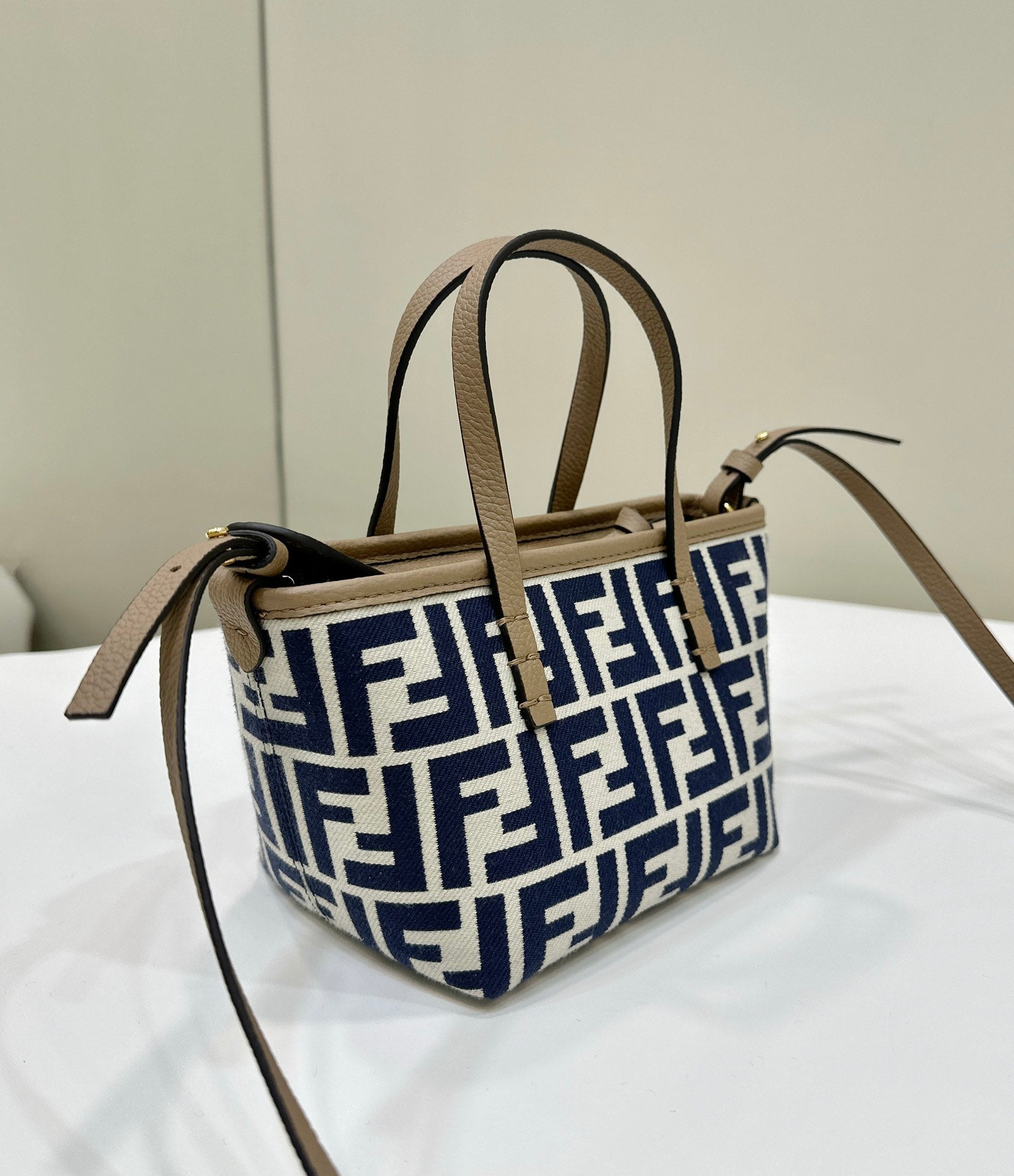 MINI ROLL BAG 15 MIDNIGHT BLUE MIX WHITE FF JACQUARD FABRIC mysite