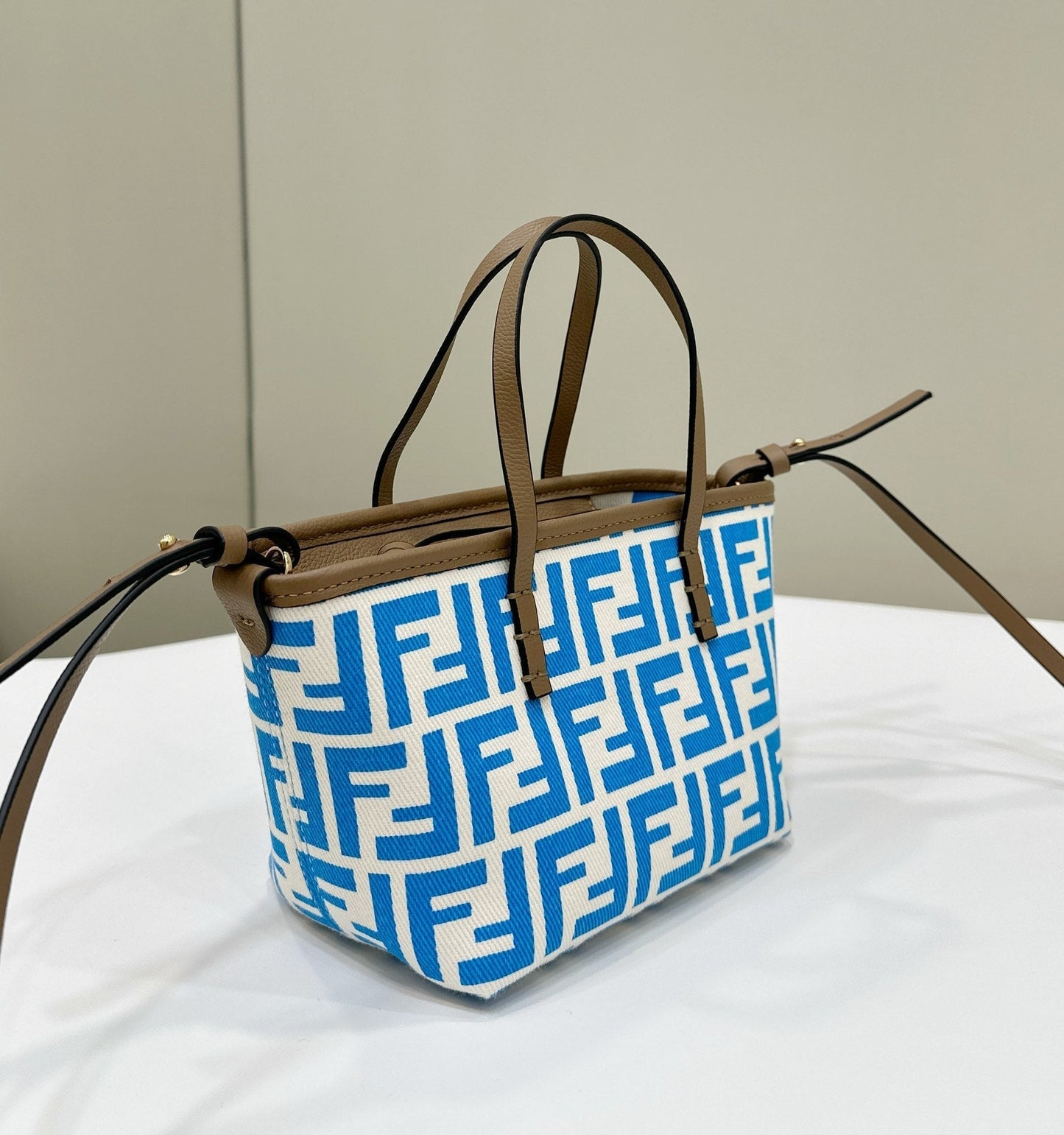 MINI ROLL BAG 15 OCEAN BLUE MIX WHITE FF JACQUARD FABRIC mysite