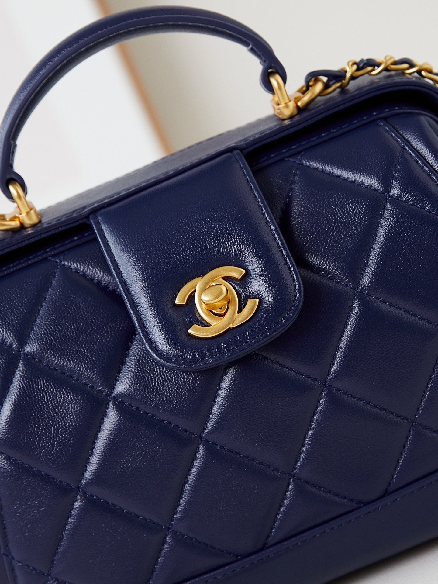 CC 24A Top Handle 23.5cm Night Blue Wax Leather Gold Hardware 238473 mysite
