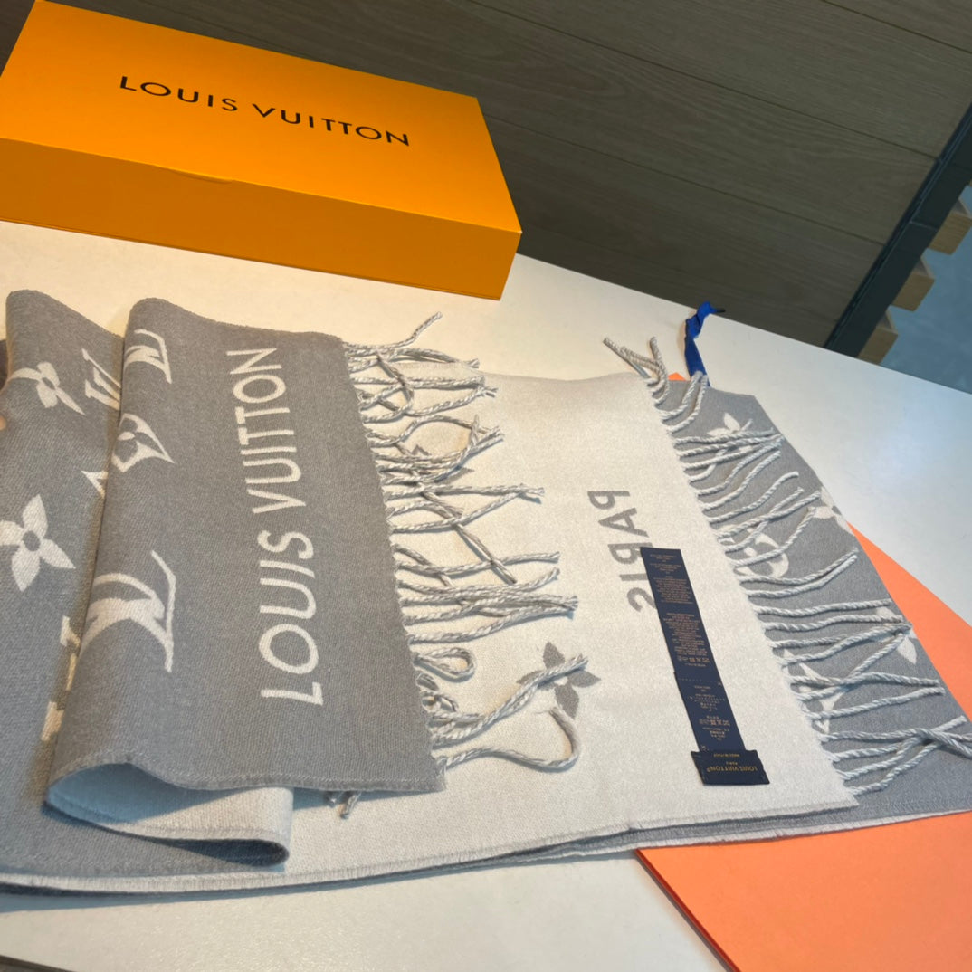 ALL ABOUT MONOGRAM SCARF 185 CM IN LIGHT GRAY WOOL 394498 mysite