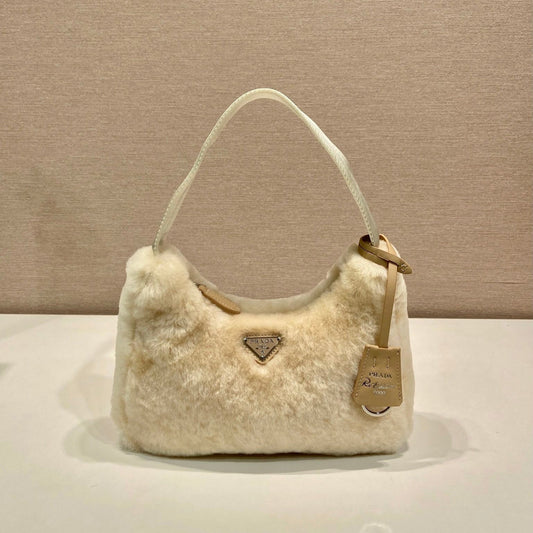 HOBO BAG 23 IN BEIGE RABBIT FUR mysite