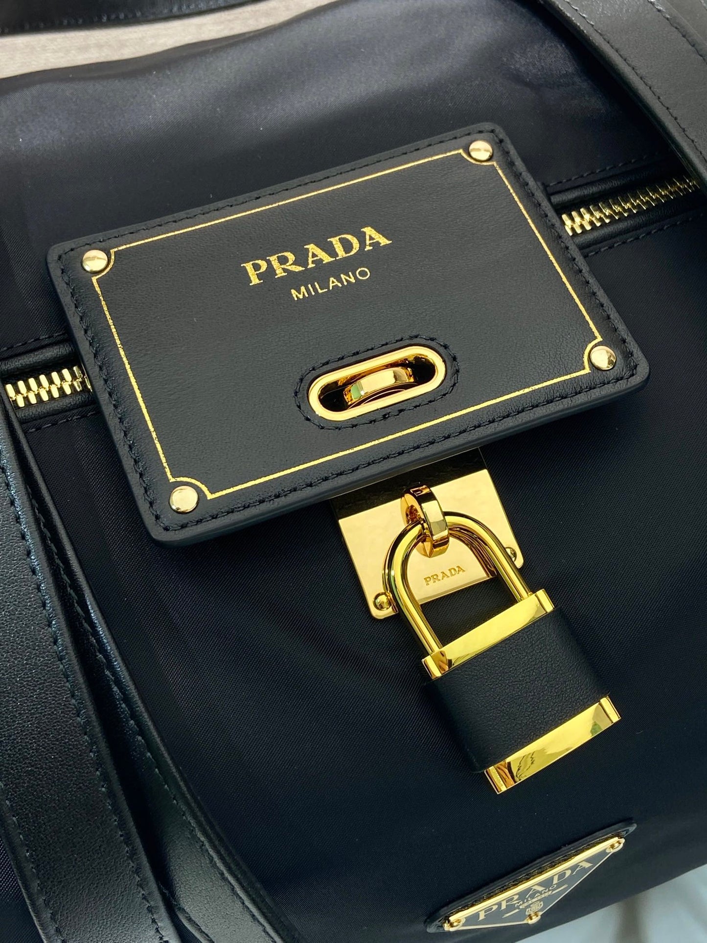 TRAVEL BAG 40 IN BLACK WATERPROOF FABRIC GOLD PADLOCK mysite