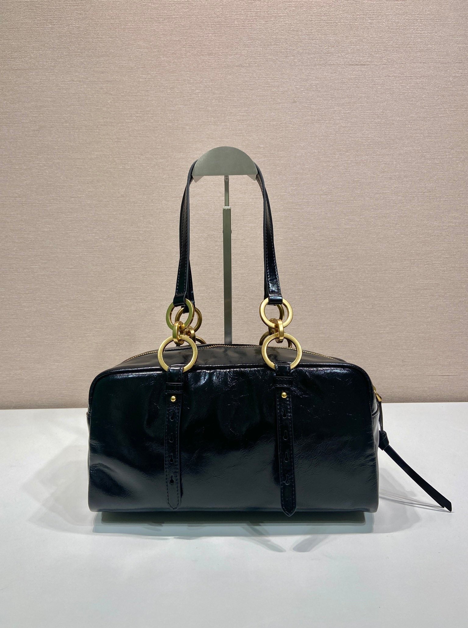 LARGE RECTANGULAR BAG 30 IN BLACK OIL WAX LAMBSKIN GOLD HARDWARE mysite