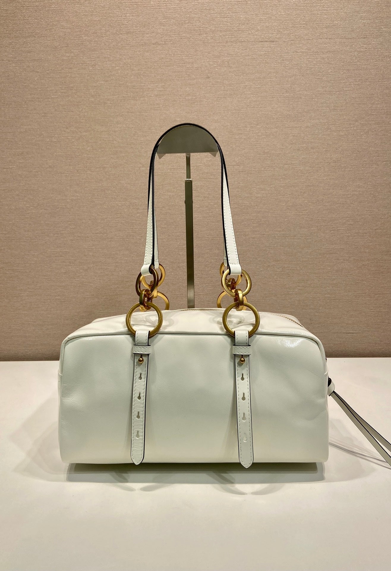 LARGE RECTANGULAR BAG 30 IN WHITE OIL WAX LAMBSKIN GOLD HARDWARE mysite