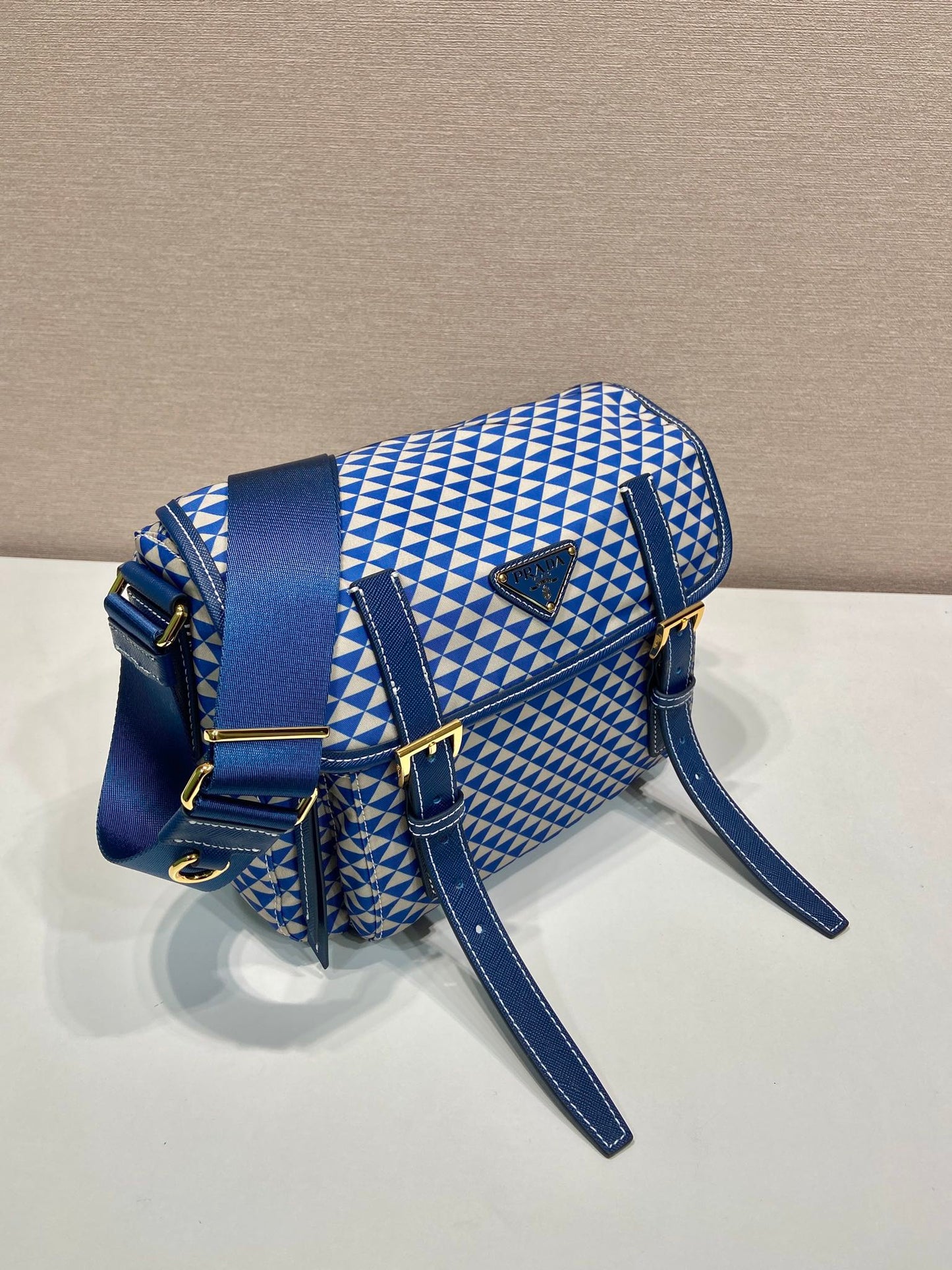 MESSENGER BAG 25 IN BLUE MIX WHITE TRIANGLE PATTERN EMBROIDERED FABRIC mysite