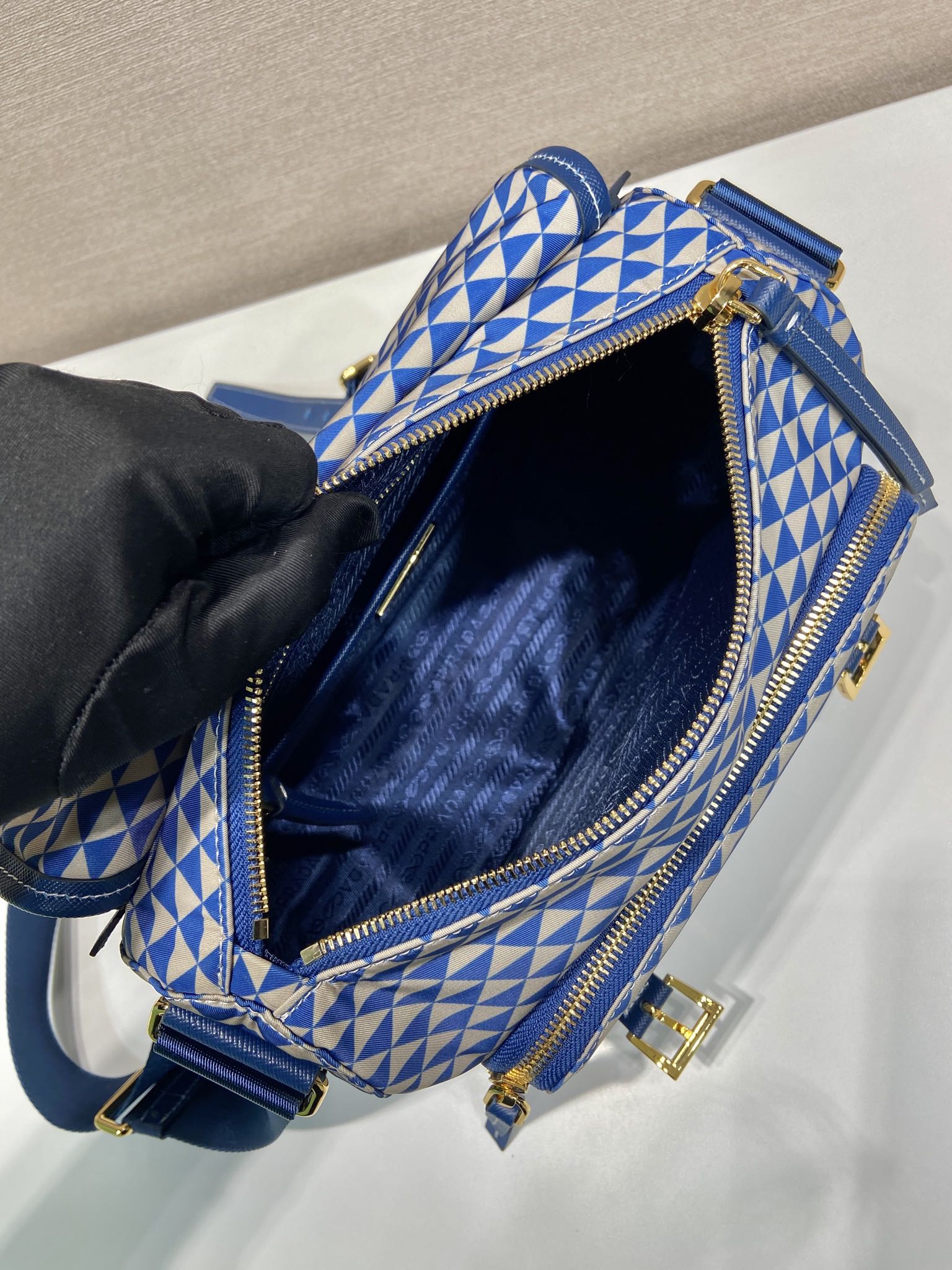 MESSENGER BAG 25 IN BLUE MIX WHITE TRIANGLE PATTERN EMBROIDERED FABRIC mysite