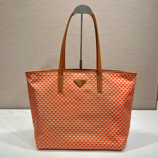 TOTE BAG 33 IN ORANGE MIX WHITE TRIANGLE PATTERN EMBROIDERED FABRIC mysite