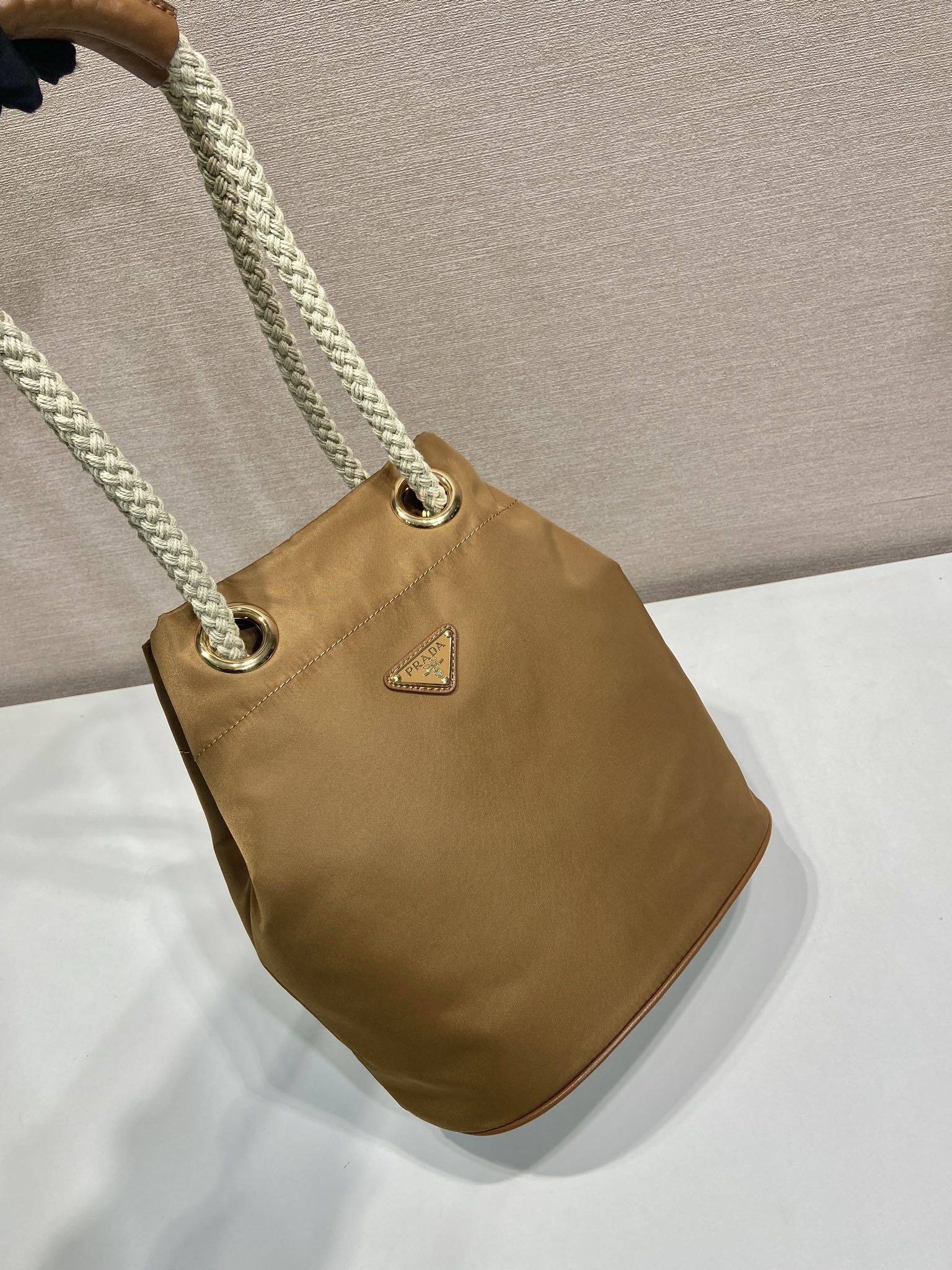 BUCKET BAG 28 IN SEPIA BROWN RE-NYLON GOLD LOGO mysite