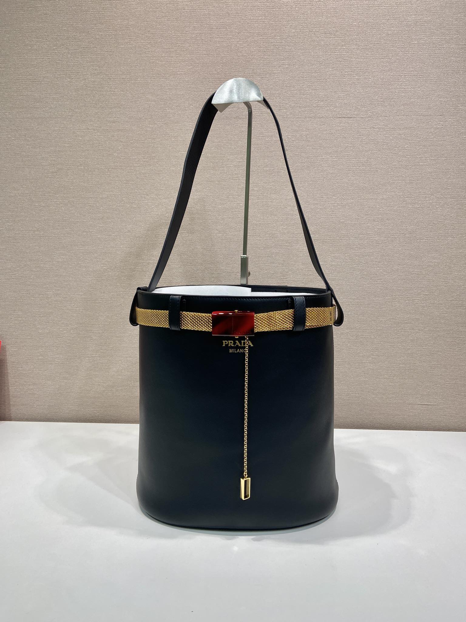 PRA bucket bag iron chain belt black leather 341179 mysite