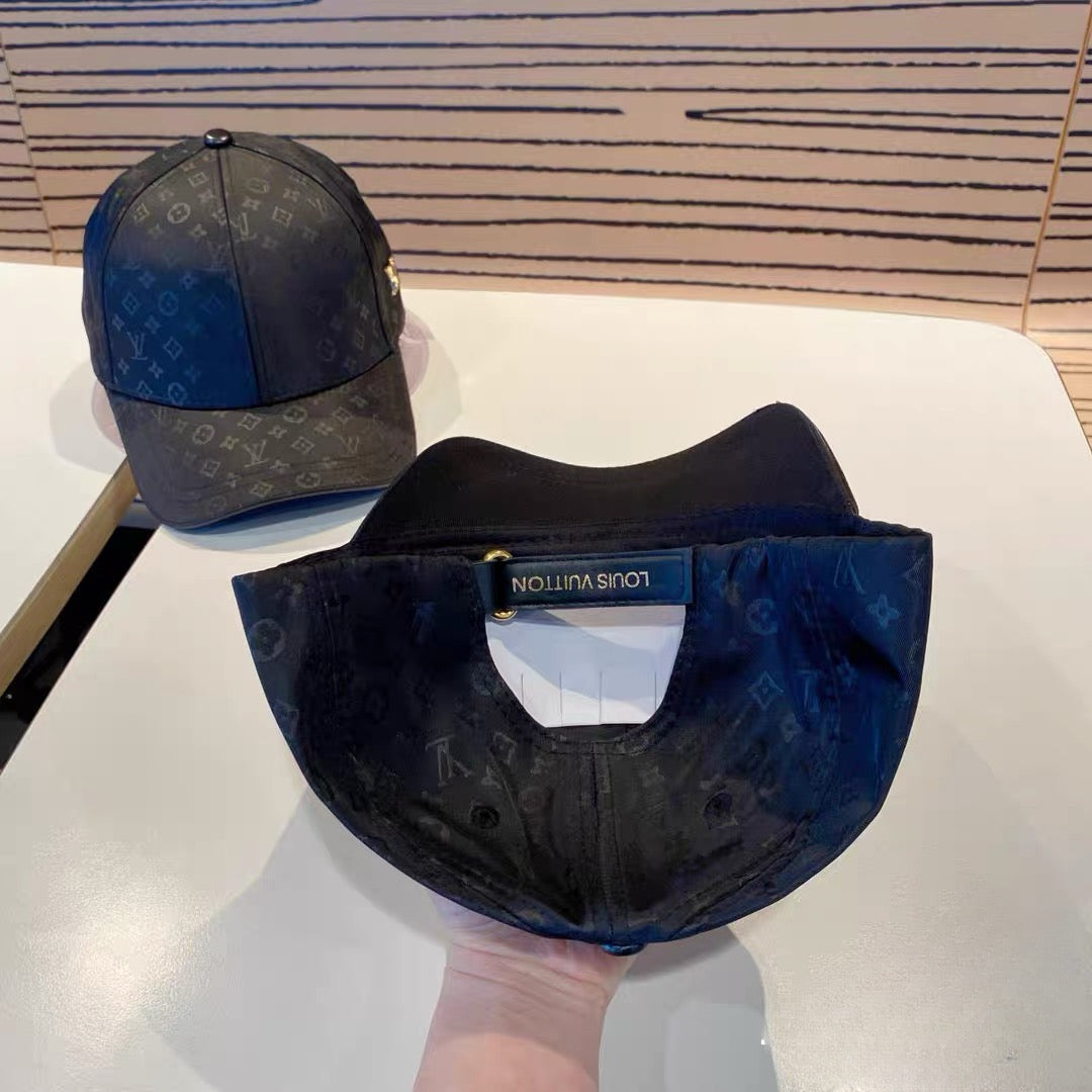 Classic luxury hat 02s mysite