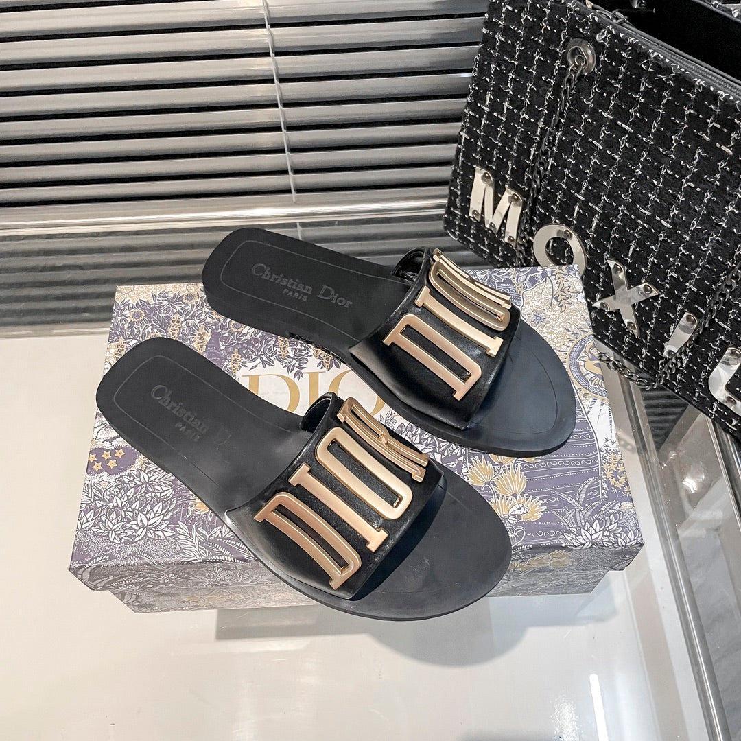 Metal Letters-1 Solid Color Flat Slippers-1 mysite