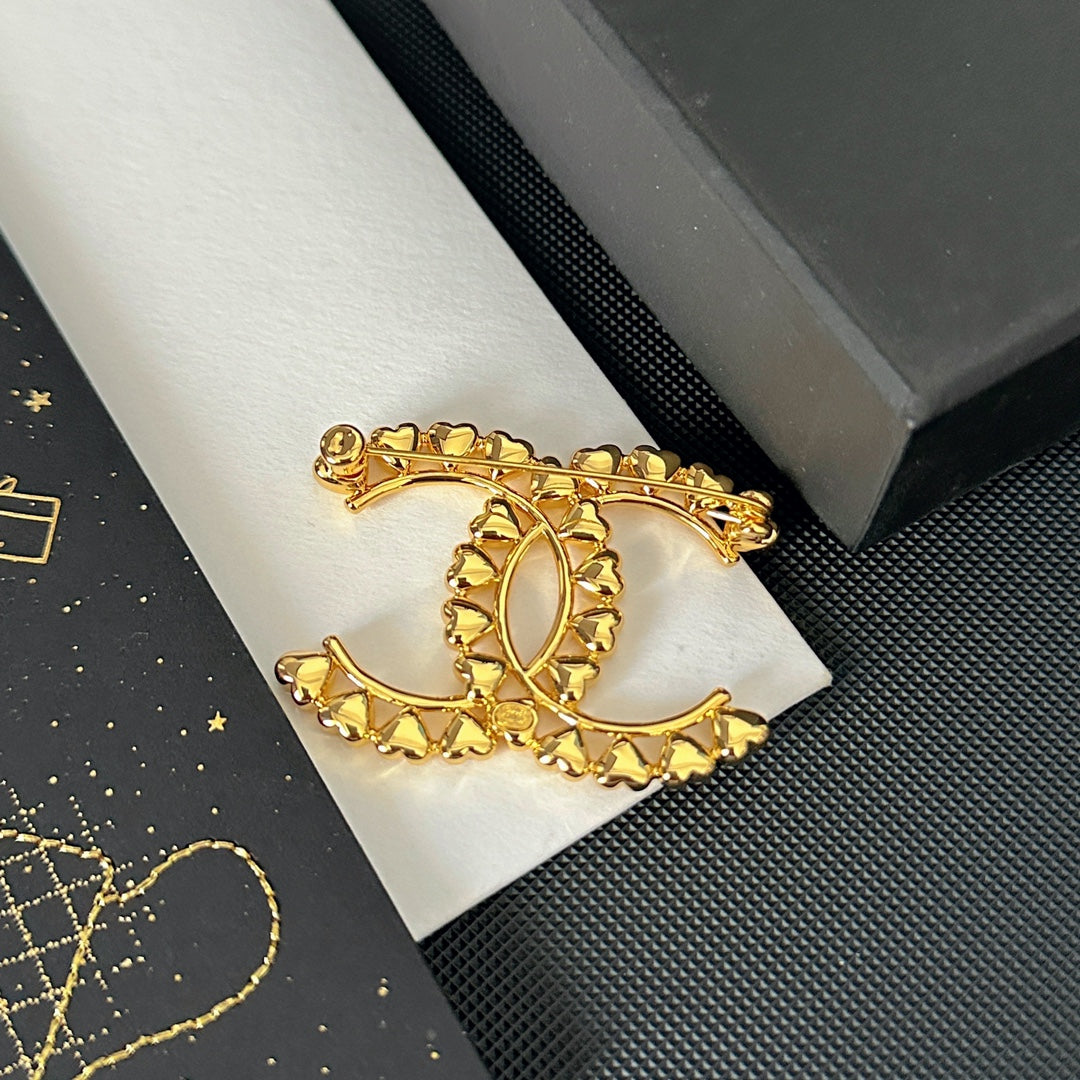 Electroplated Heart Logo Brooch-1-s mysite