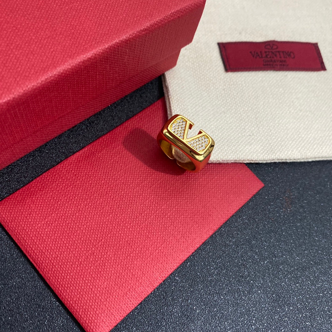 Fashion Gold Diamond Open Ring mysite