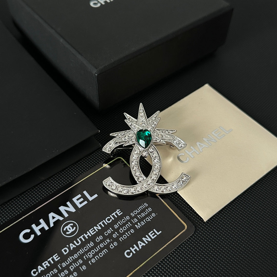 Emerald Rhinestone Brooch-1-s mysite